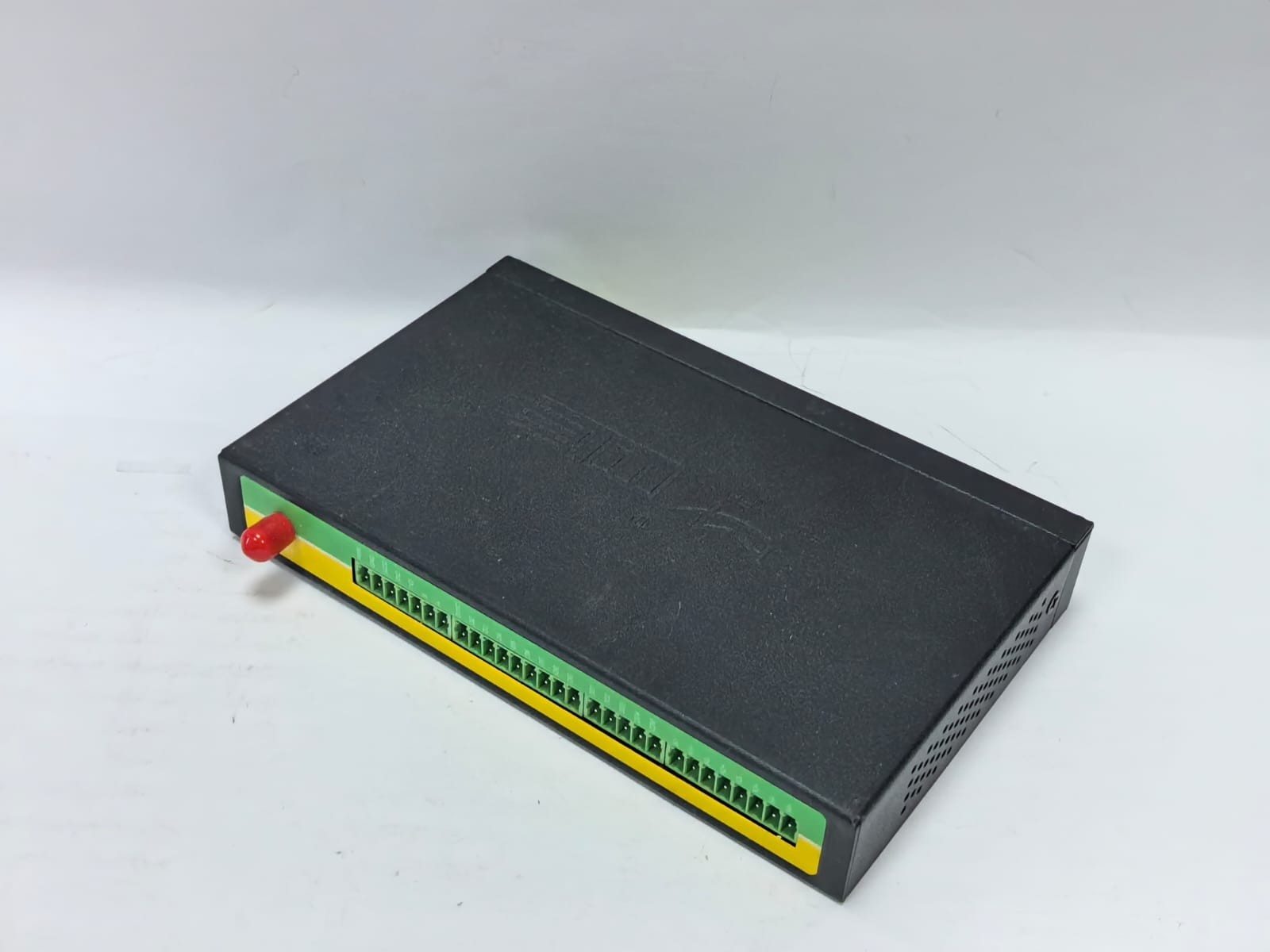 FOUR-FAITH F2864 FOUR-FAITH F2864 RTU FDD-LTE 9