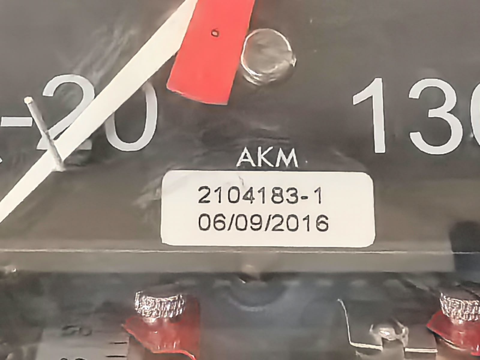 QUALITROL AKM 2104183-1 QUALITROL AKM 2104183-1 OIL TEMPERATURE 4