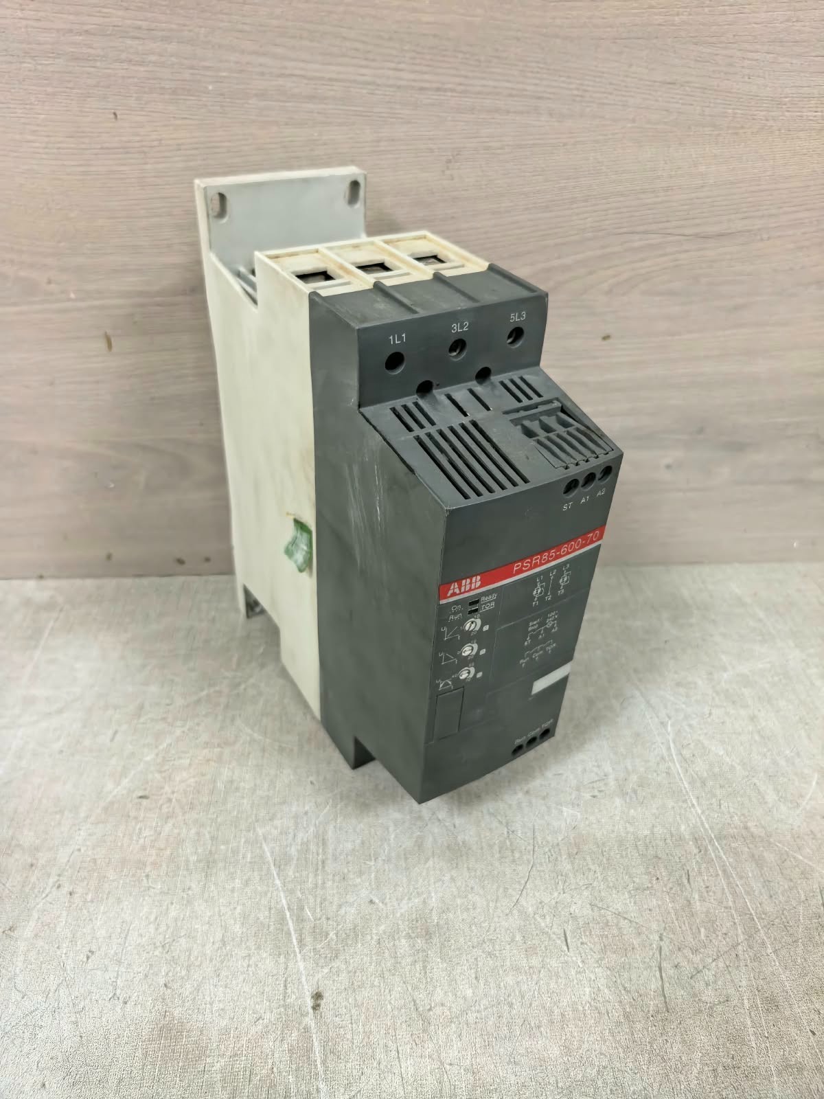 ABB PSR85-600-70 ABB PSR85-600-70 1SFA896114R7000 SOFT STARTER 5