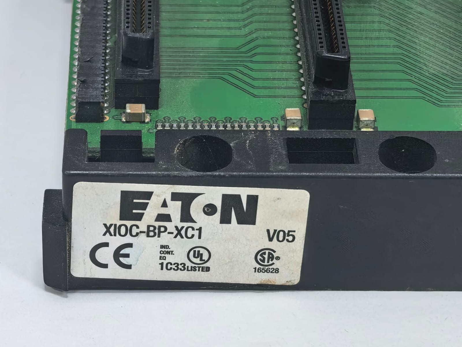 Eaton XIOC-BP-XC1 EATON XIOC-BP-XC1 BASIC MODULAR PLC BACKPLANE 2