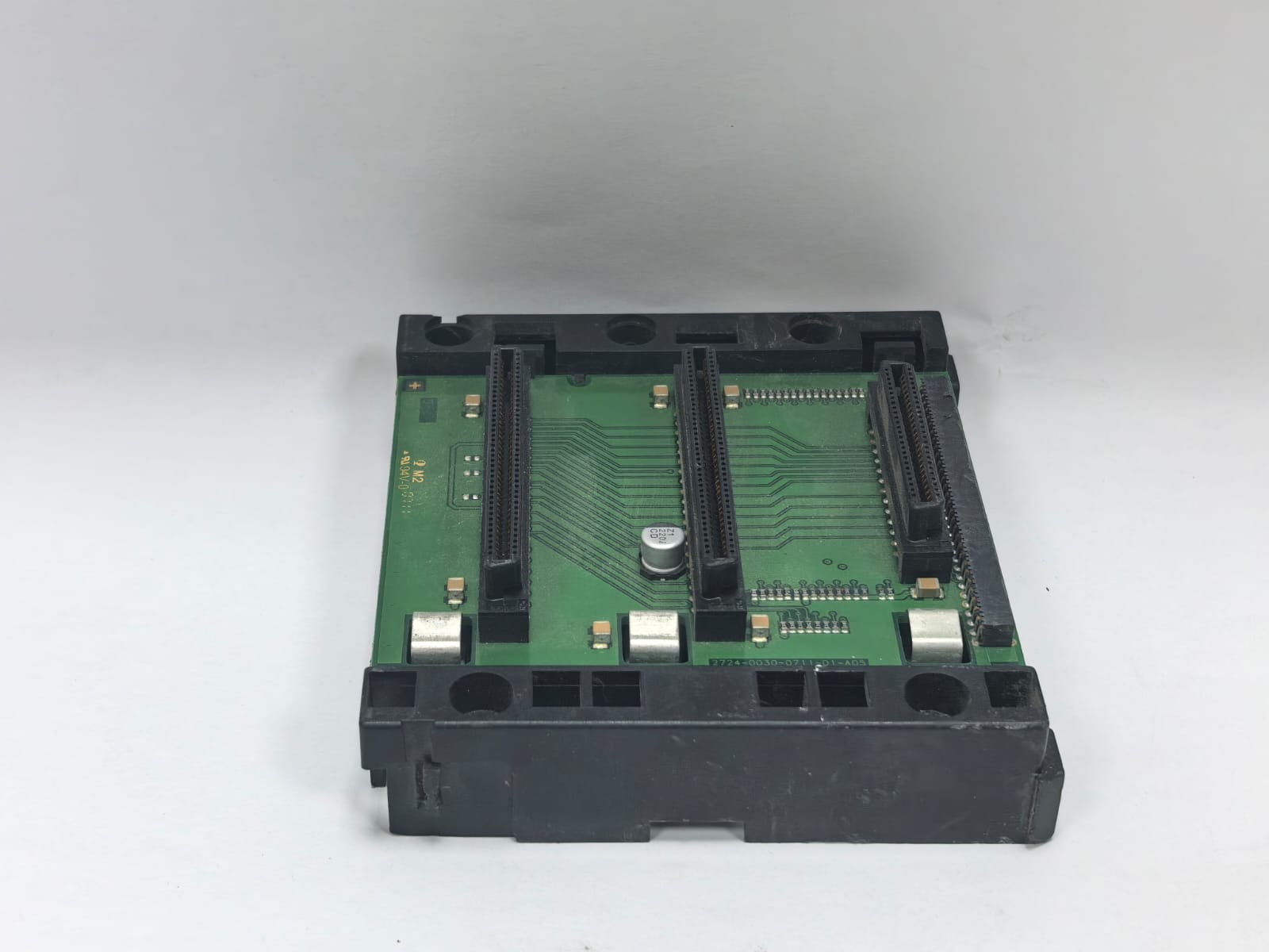 Eaton XIOC-BP-XC1 EATON XIOC-BP-XC1 BASIC MODULAR PLC BACKPLANE 6