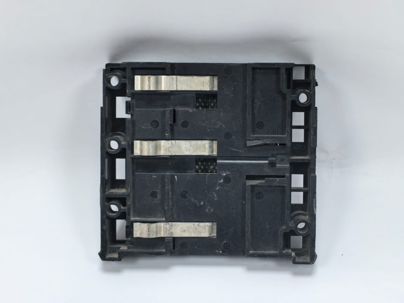 Eaton XIOC-BP-XC1 EATON XIOC-BP-XC1 BASIC MODULAR PLC BACKPLANE 7