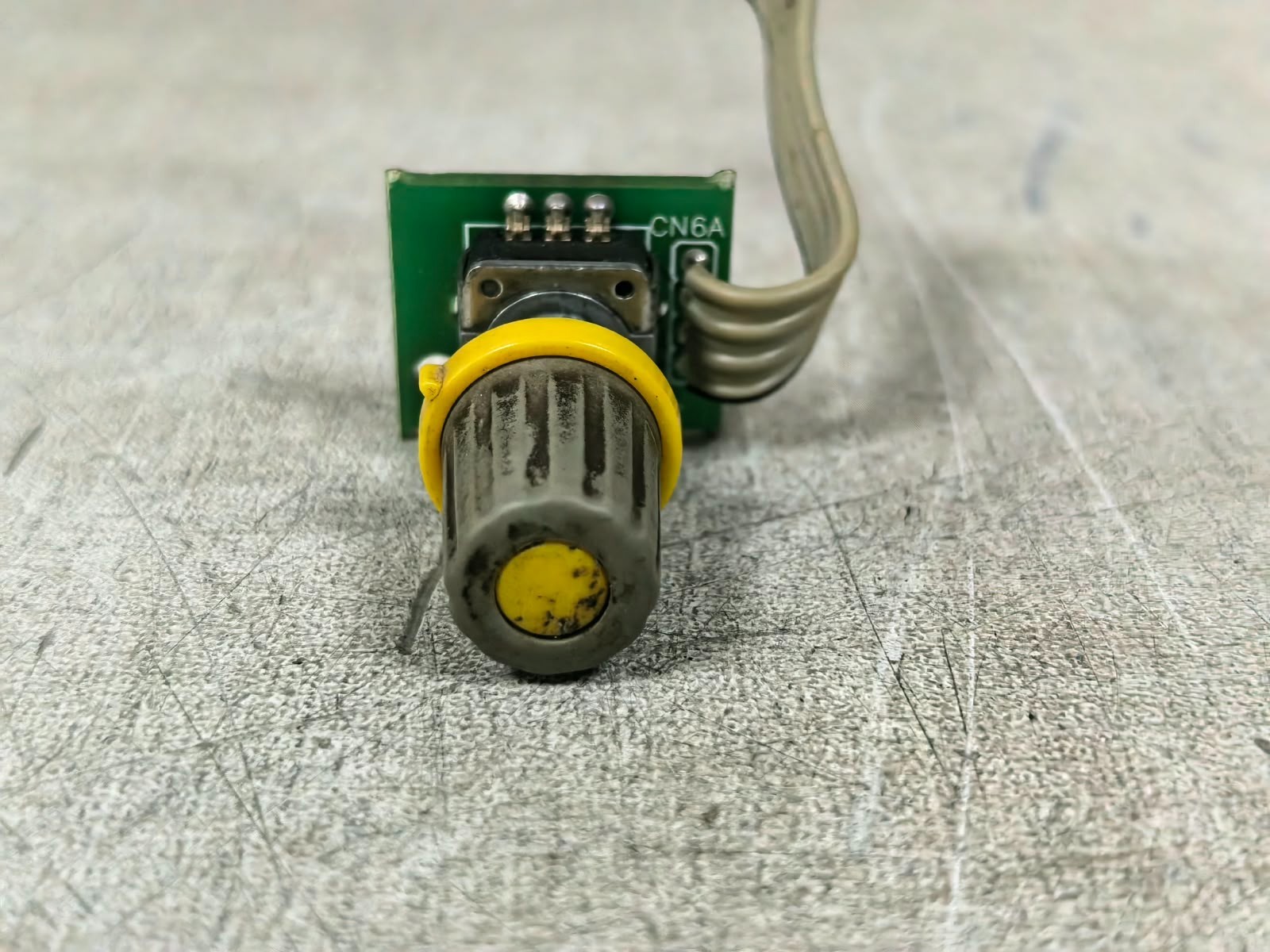 IKOR 188050100 140748-0041-002 V2.0 IKOR 188050100 140748-0041-002 V2.0 PRINTED CIRCUIT BOARD 8