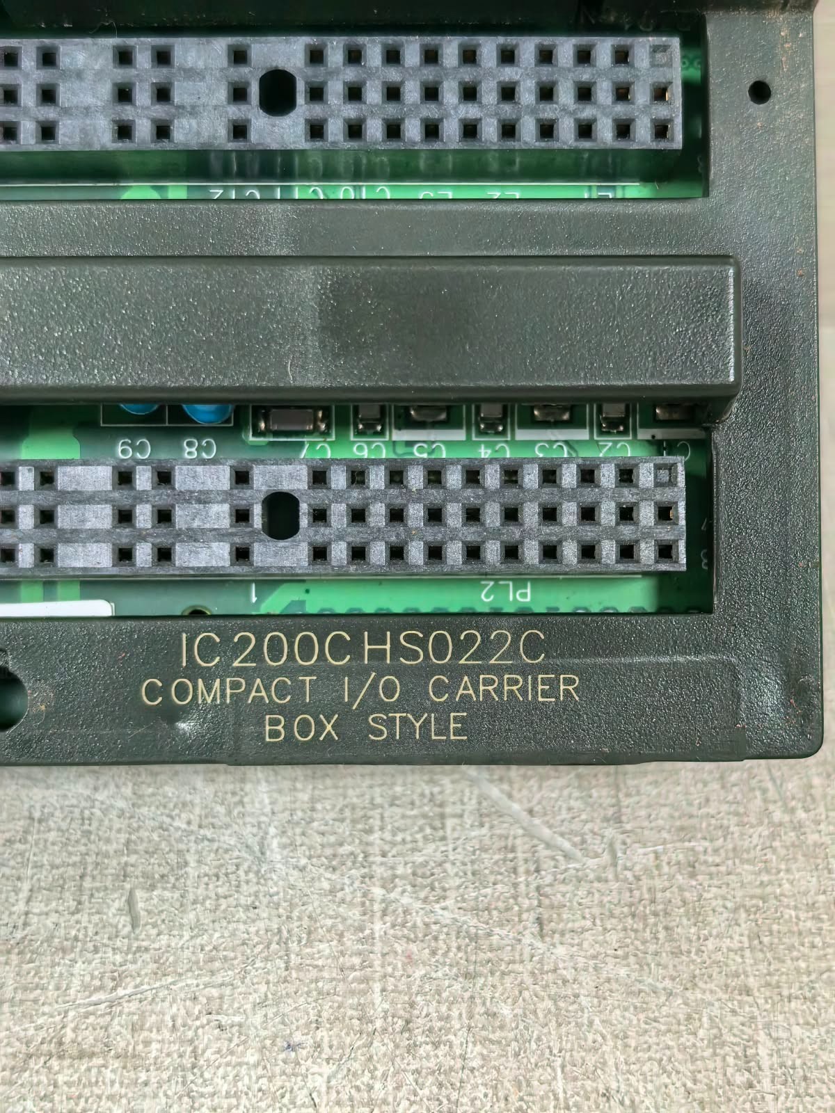 GE FANUC IC200MDL640F WITH IC200CHS022C GE FANUC IC200MDL640F WITH IC200CHS022C POSITIVE LOGIC OUTPUT MODULE 10