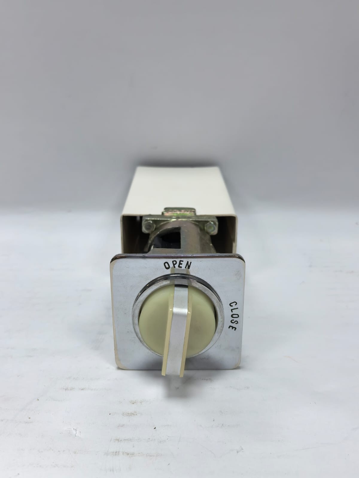 CB SW ROTARY CAM SWITCH LAMP 130V 2
