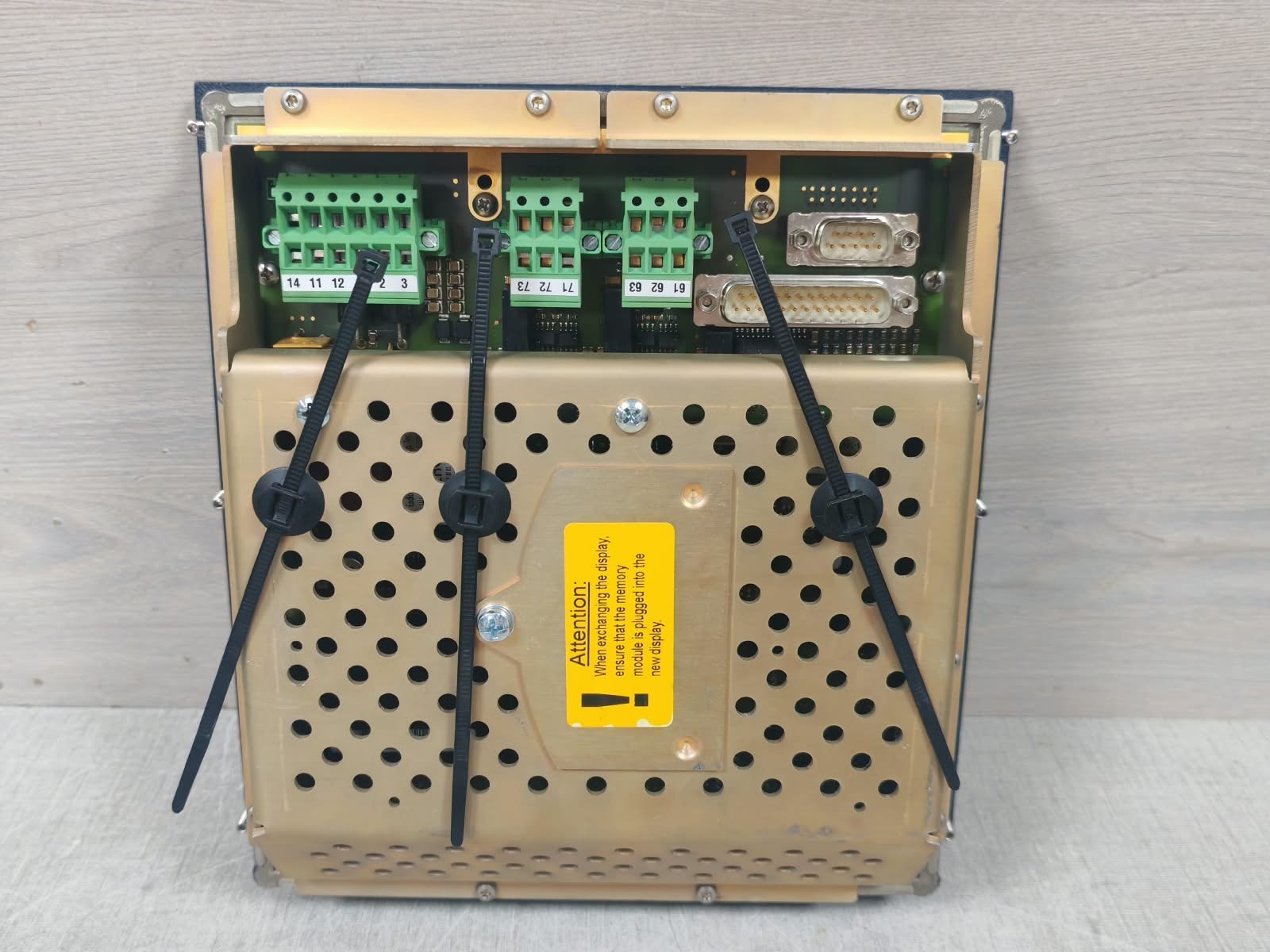 MTU Elektronik 510 538 5875 MTU Elektronik 510 538 5875 / S0002 DIS 10 Display Module 3