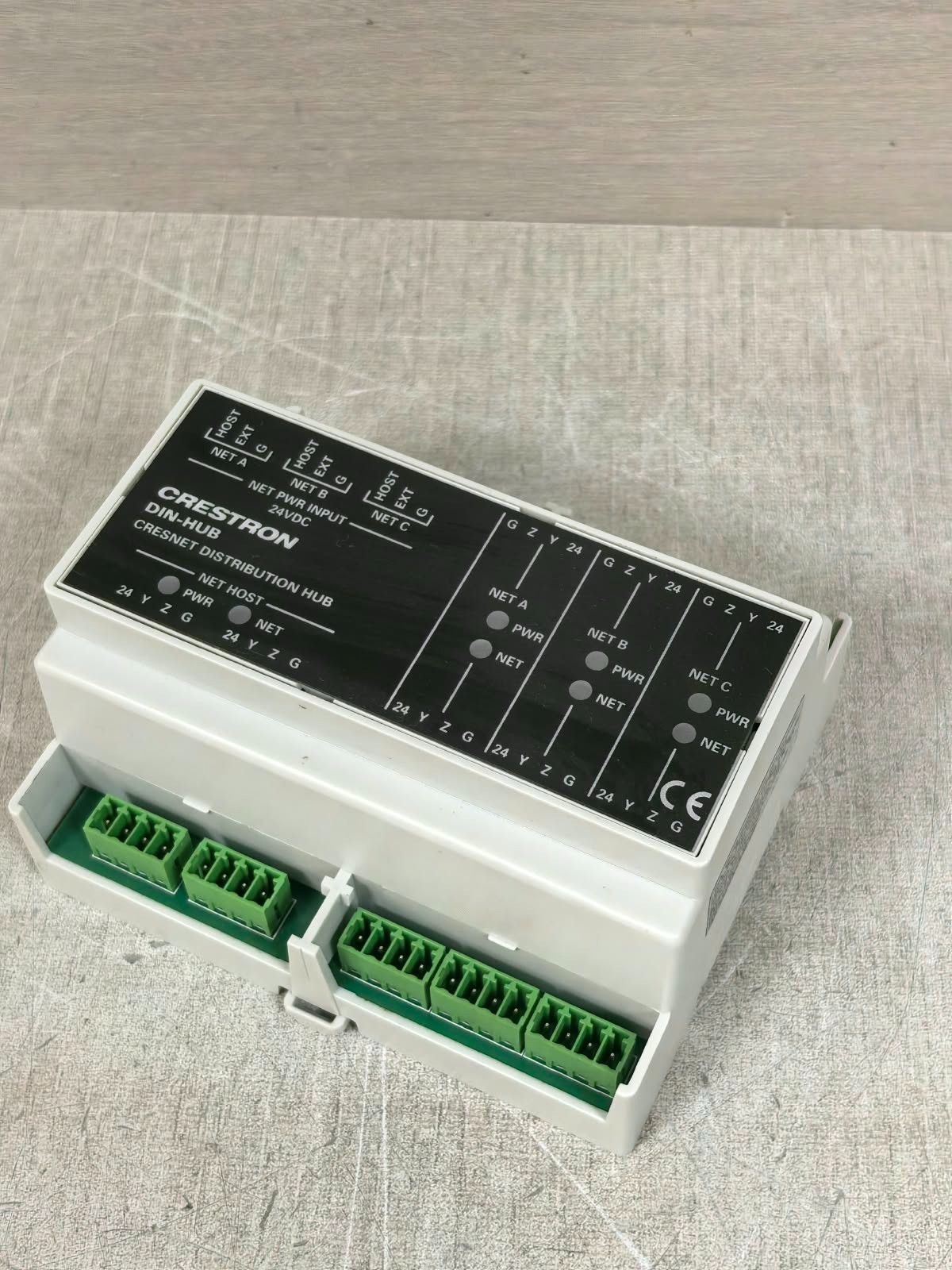 CRESTON DIN-HUB 6501751 CRESTON DIN-HUB 6501751 CRESNET DISCTRUBUTION HUB 24VDC 4