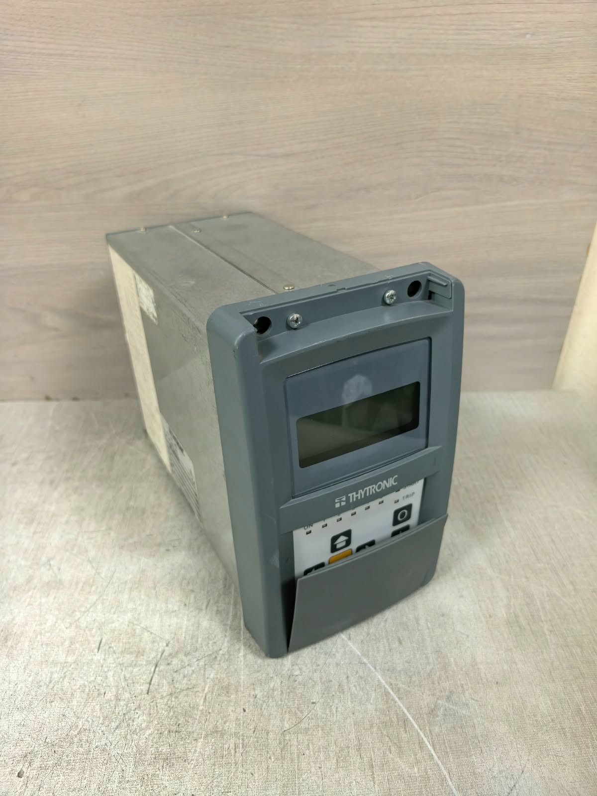 THYTRONIC NA20#0A1MM000 THYTRONIC NA20#0A1MM000 OVER-CURRENT PROTECTION RELAY 24-48VAC/DC 7