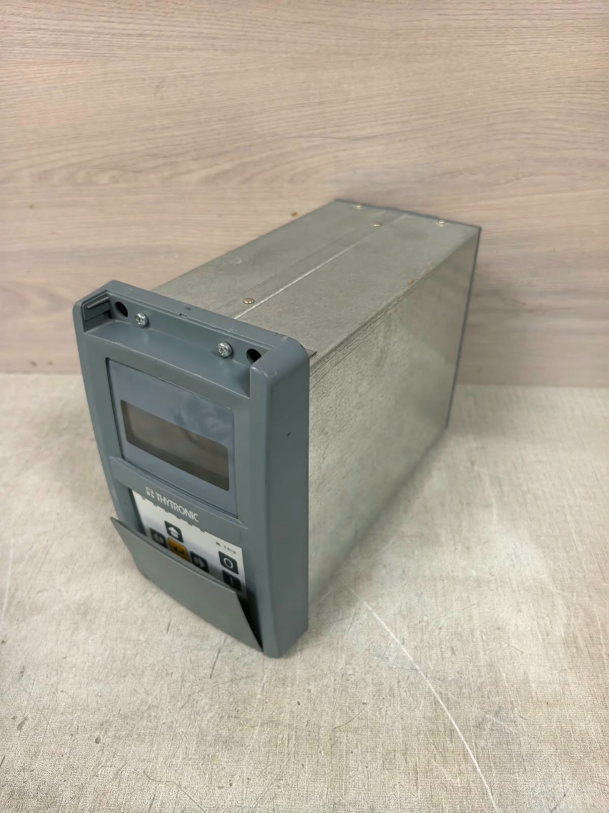 THYTRONIC NA20#0A1MM000 THYTRONIC NA20#0A1MM000 OVER-CURRENT PROTECTION RELAY 24-48VAC/DC 8