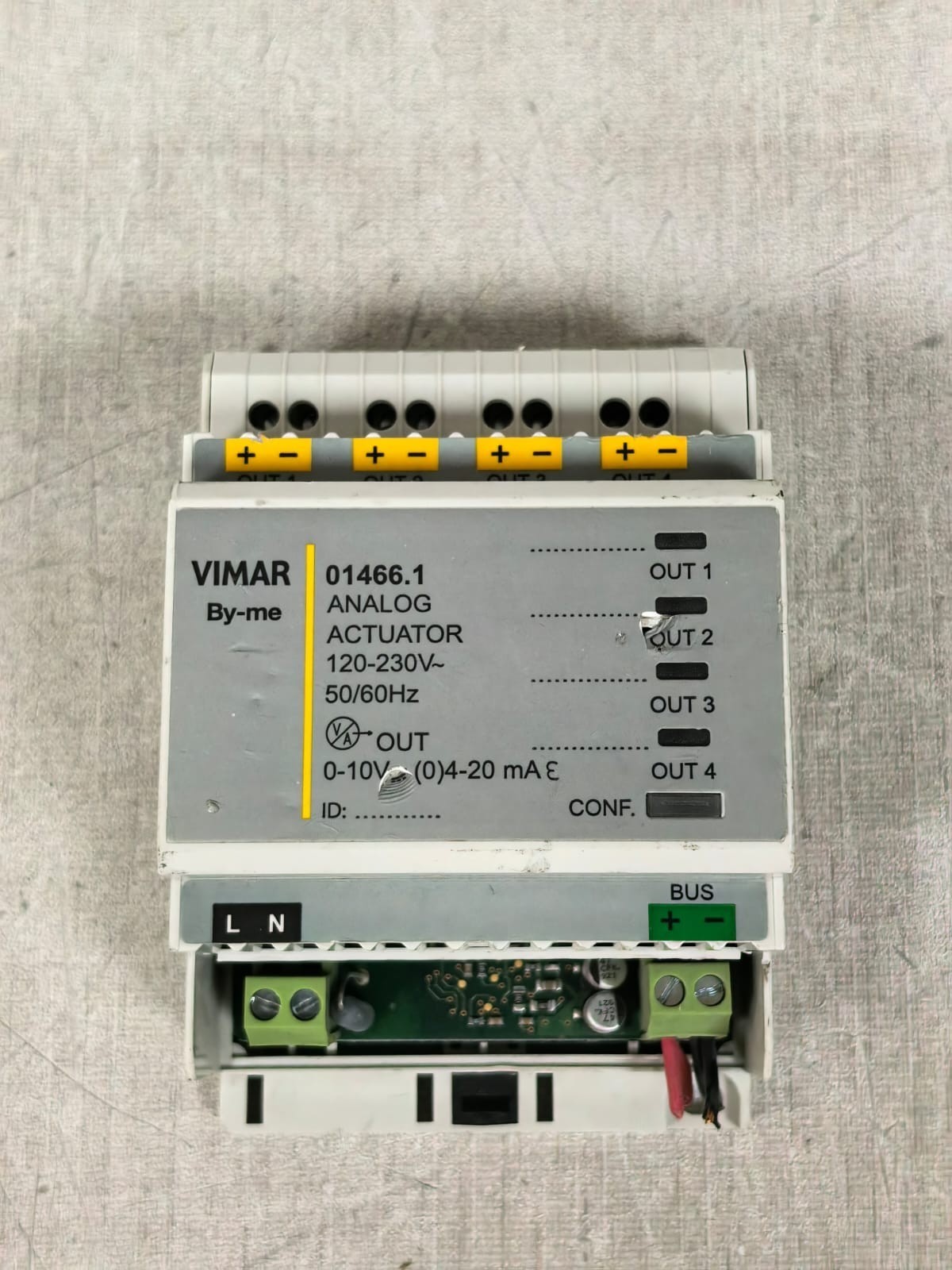 VIMAR 01466.1 VIMAR 01466.1 ANALOG ACTUATOR 120-230V 3