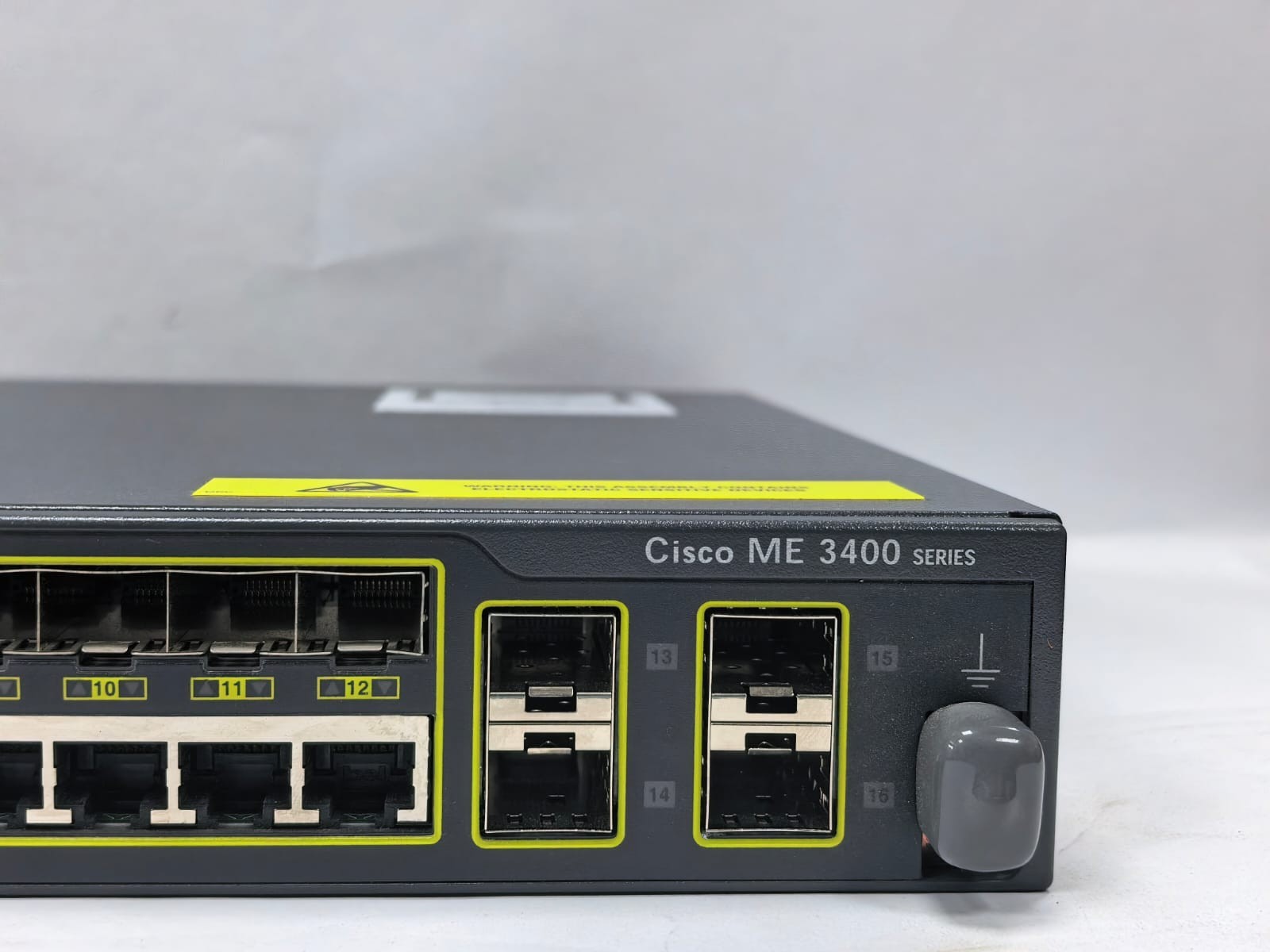 Cisco ME 3400 / ME-3400G-12CS-A CISCO ME 3400 / ME-3400G-12CS-A ETHERNET ACCESS SWITCHES 100-240V 3