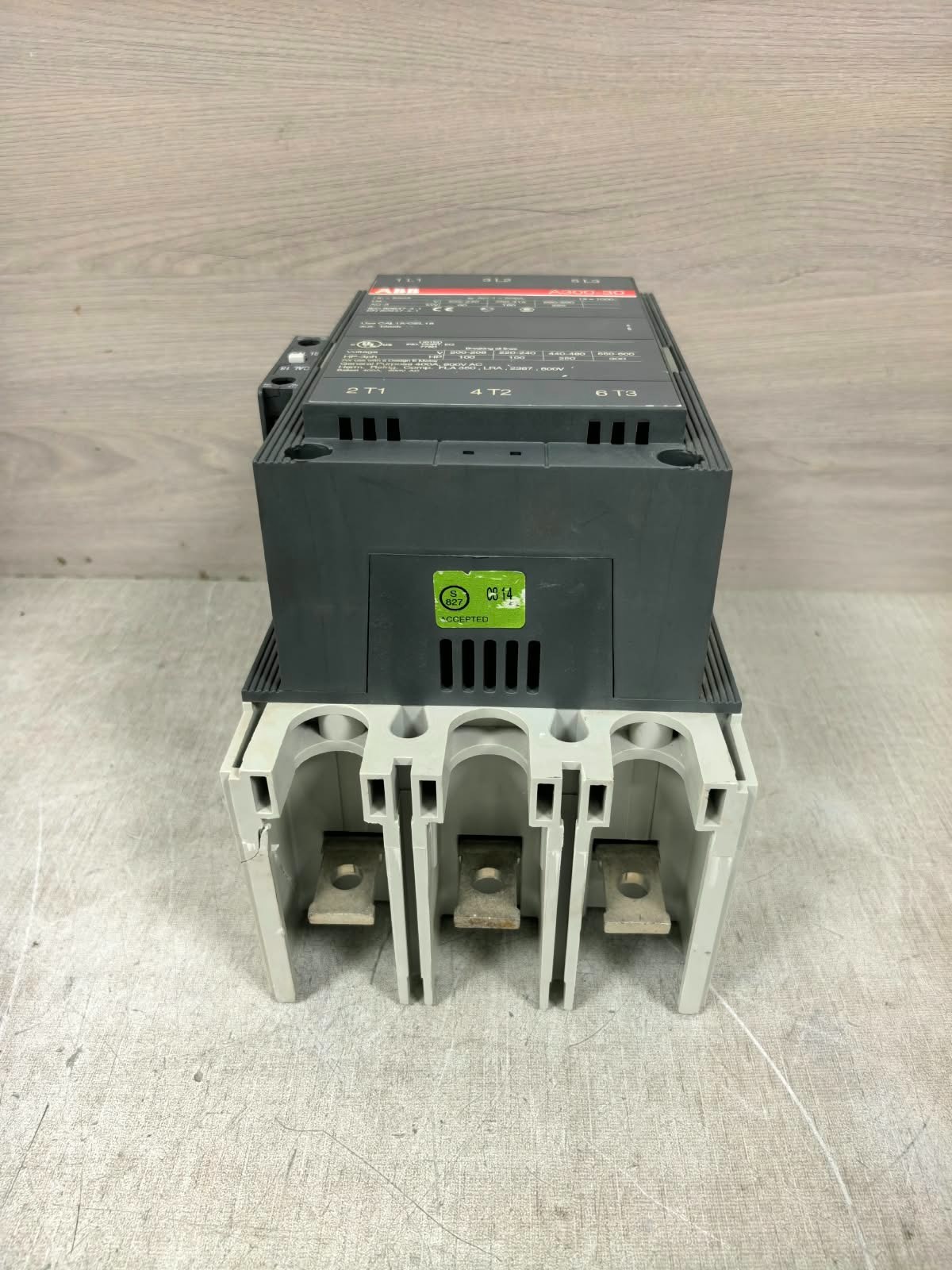 ABB A300-30 ABB A300-30 CONTACTOR 500A 10
