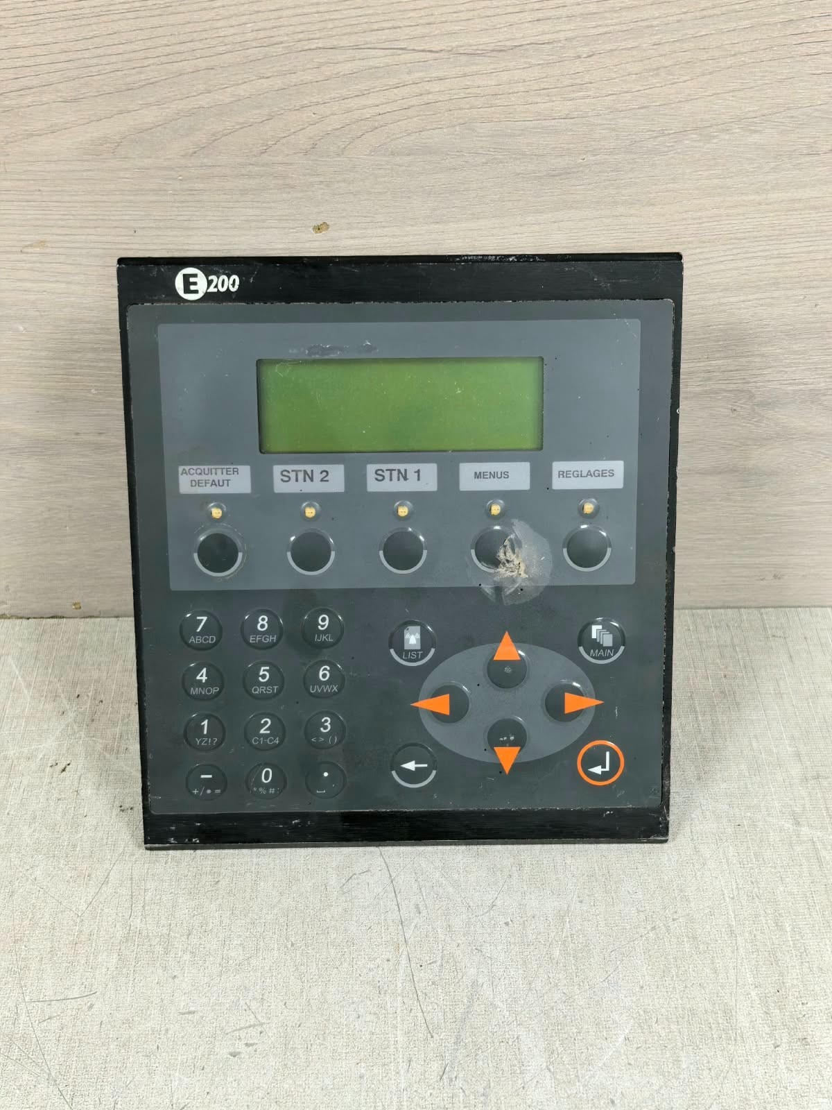 BEIJER ELECTRONICS E200 02800E BEIJER ELECTRONICS E200 02800E INDUSTRIAL HUMAN MACHINE INTERFACE 2