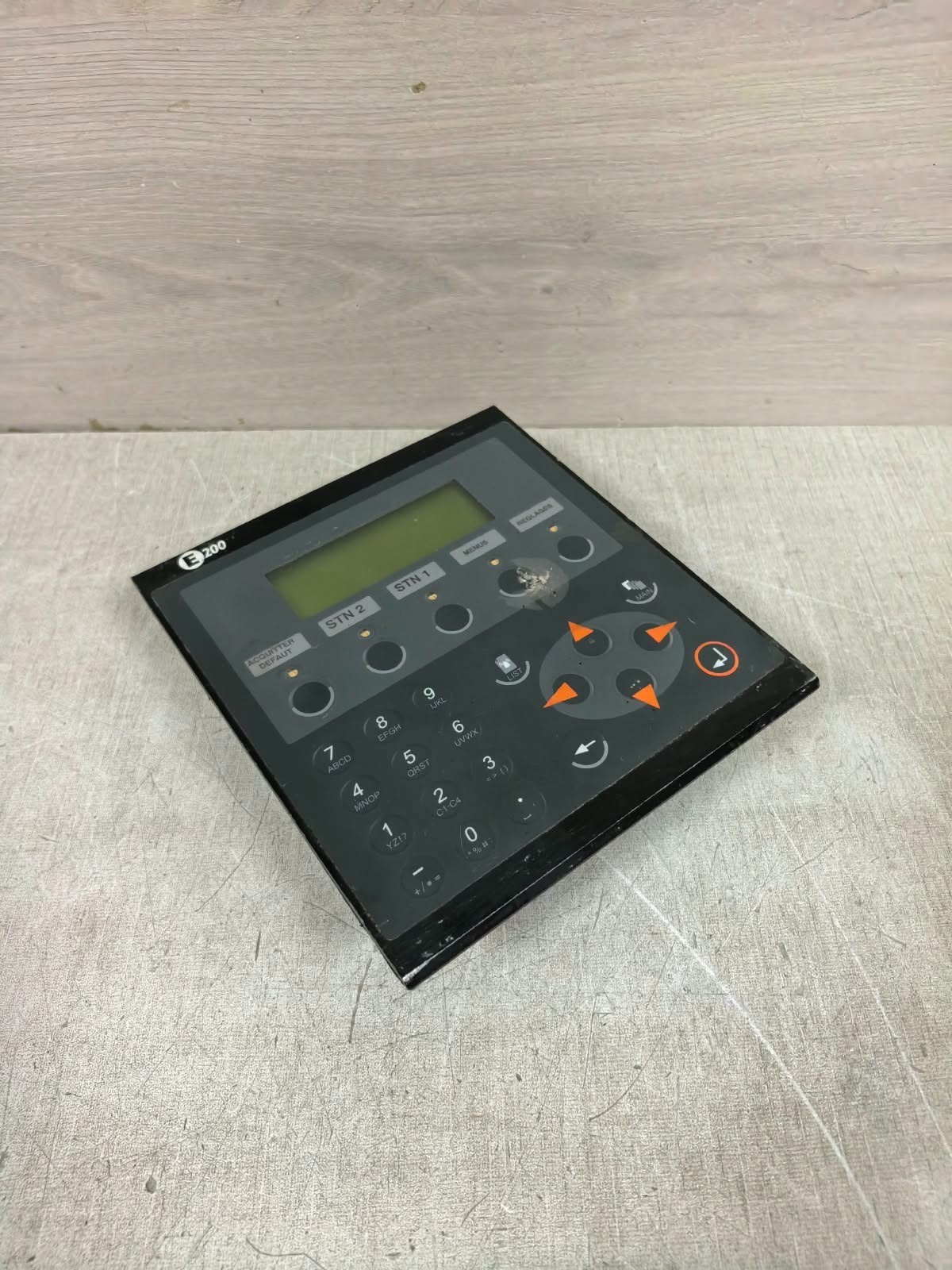 BEIJER ELECTRONICS E200 02800E BEIJER ELECTRONICS E200 02800E INDUSTRIAL HUMAN MACHINE INTERFACE 3