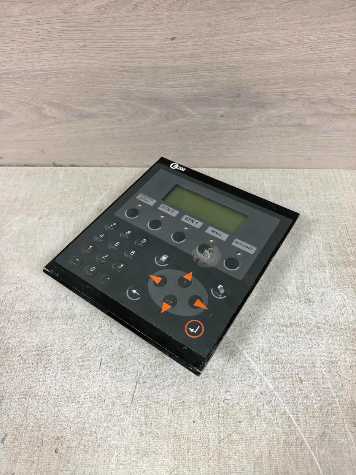 BEIJER ELECTRONICS E200 02800E BEIJER ELECTRONICS E200 02800E INDUSTRIAL HUMAN MACHINE INTERFACE 4