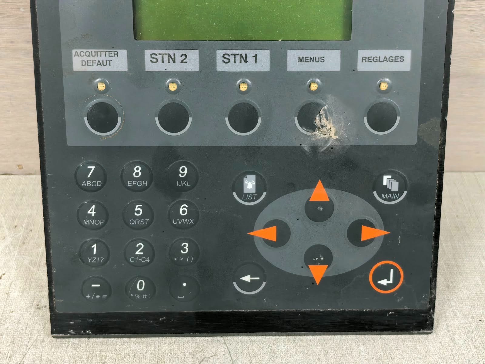 BEIJER ELECTRONICS E200 02800E BEIJER ELECTRONICS E200 02800E INDUSTRIAL HUMAN MACHINE INTERFACE 6