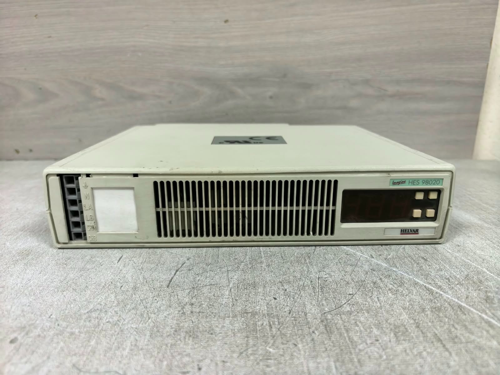HELVAR HES98020 REV.8 HI S/W V1.7 HELVAR HES98020 REV.8 HI 2-CHANNEL O/P MODULE S/W V1.7 240VAC 2