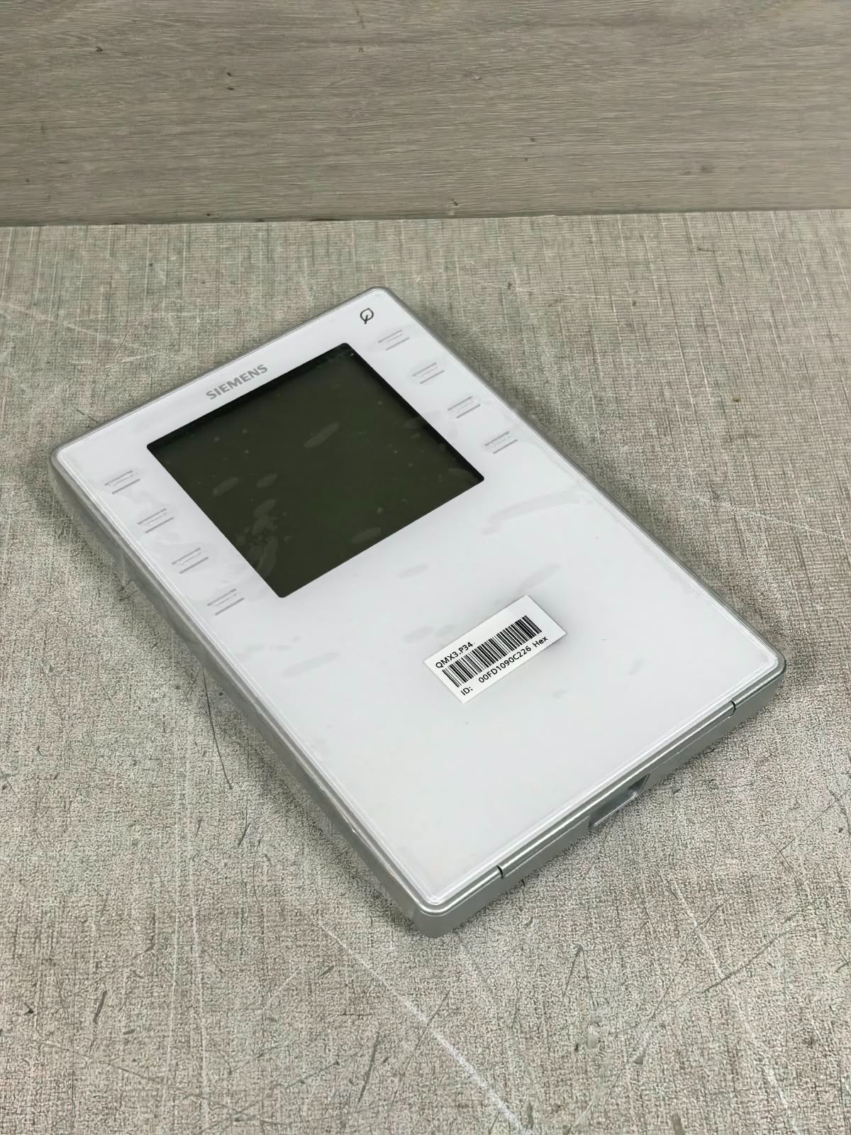 Siemens QMX3.P34 SIEMENS QMX3.P34 ROOM UNIT 24V 7