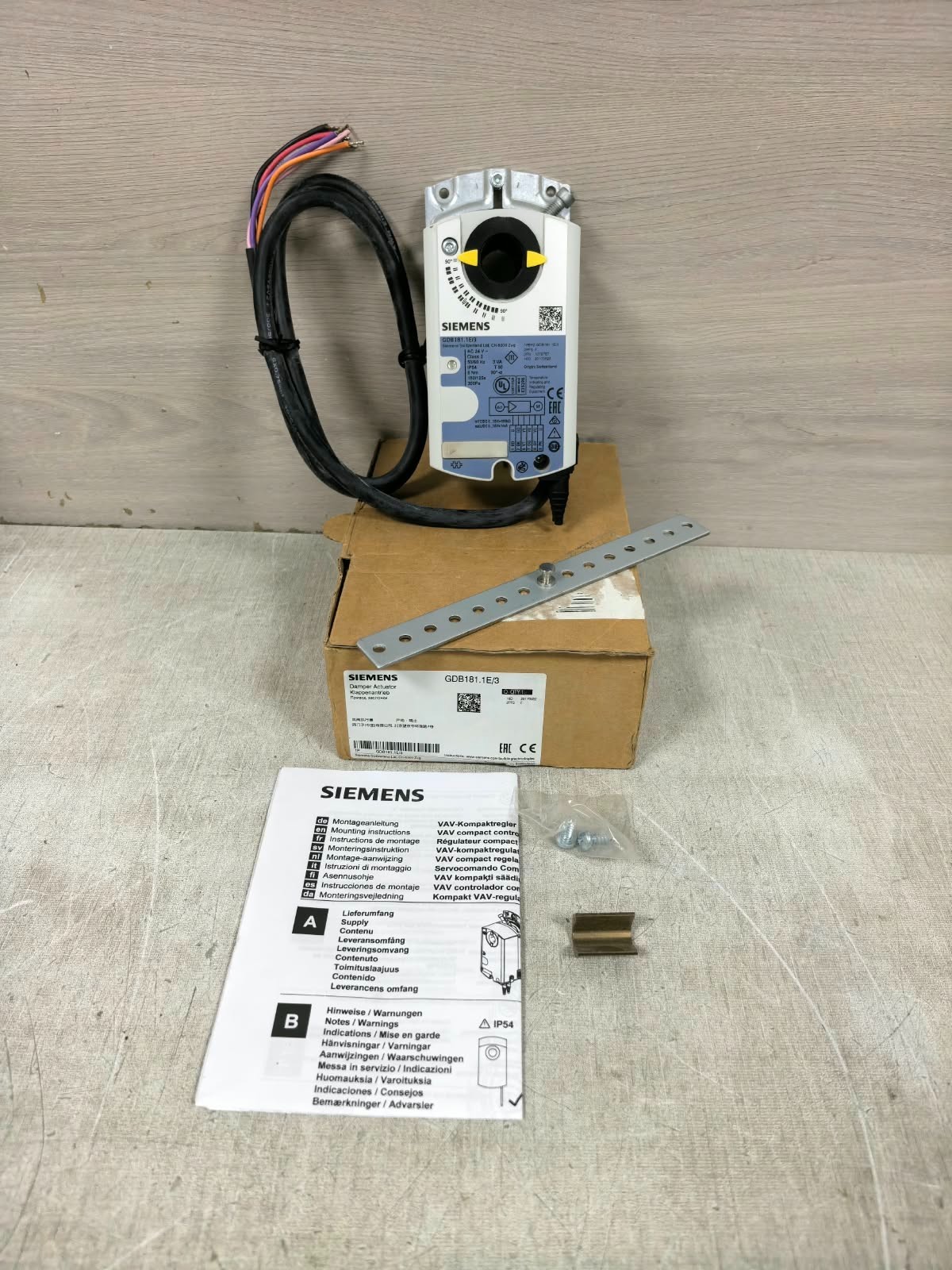 Siemens GDB181.1E/3 SIEMENS GDB181.1E/3 DAMPER ACTUATOR 24V 1