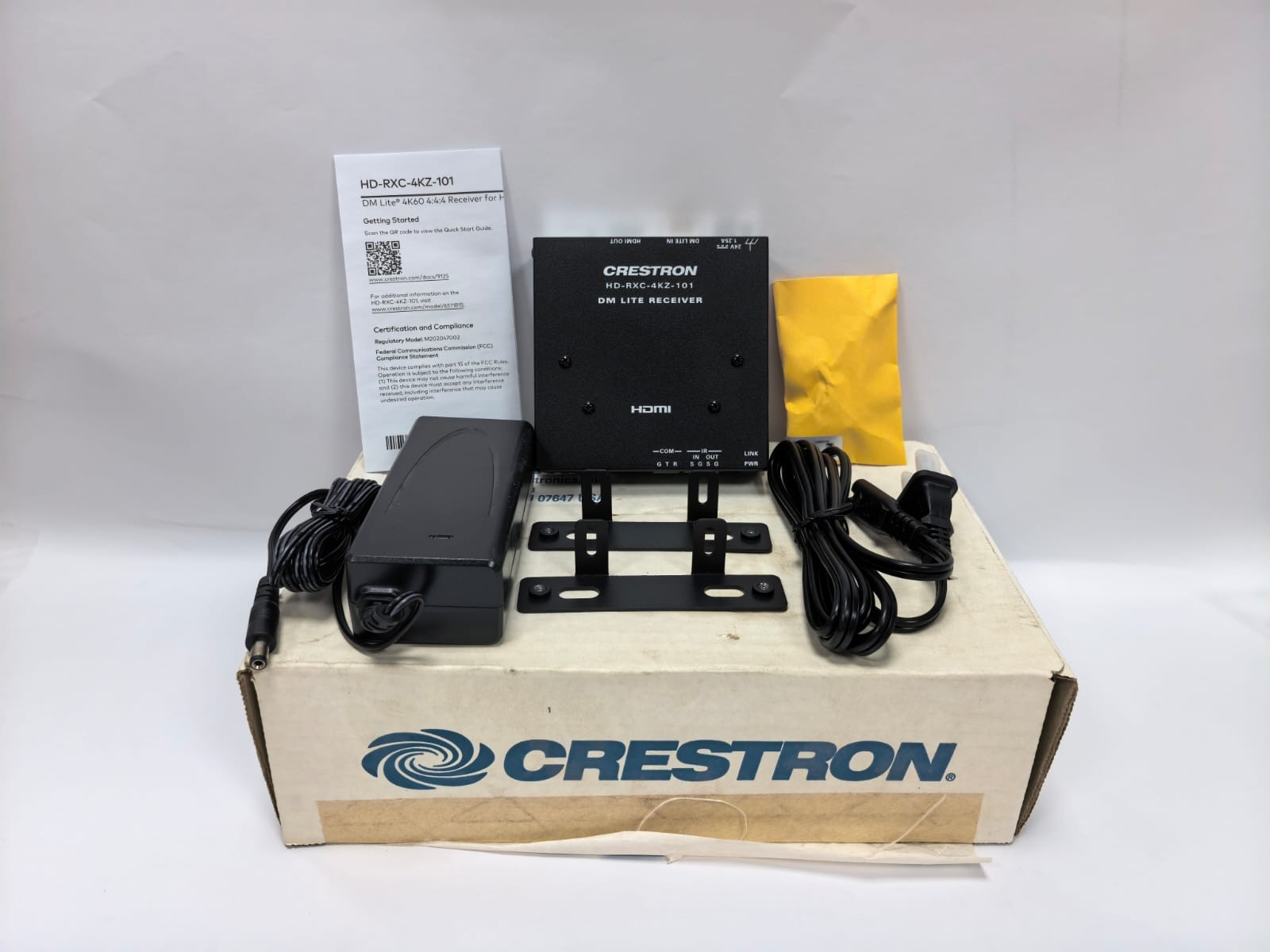Crestron HD-RXC-4KZ-101 CRESTRON HD-RXC-4KZ-101 DM LITE RECEIVER 6511815 1