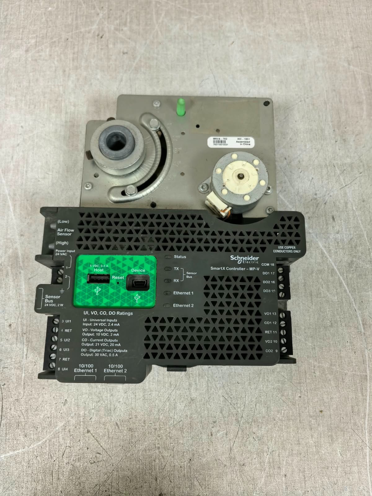 Schneider Electric MP-V / MNVA-762 SCHNEIDER ELECTRIC MP-V / MNVA-762 SMARTX CONTROLLER 1