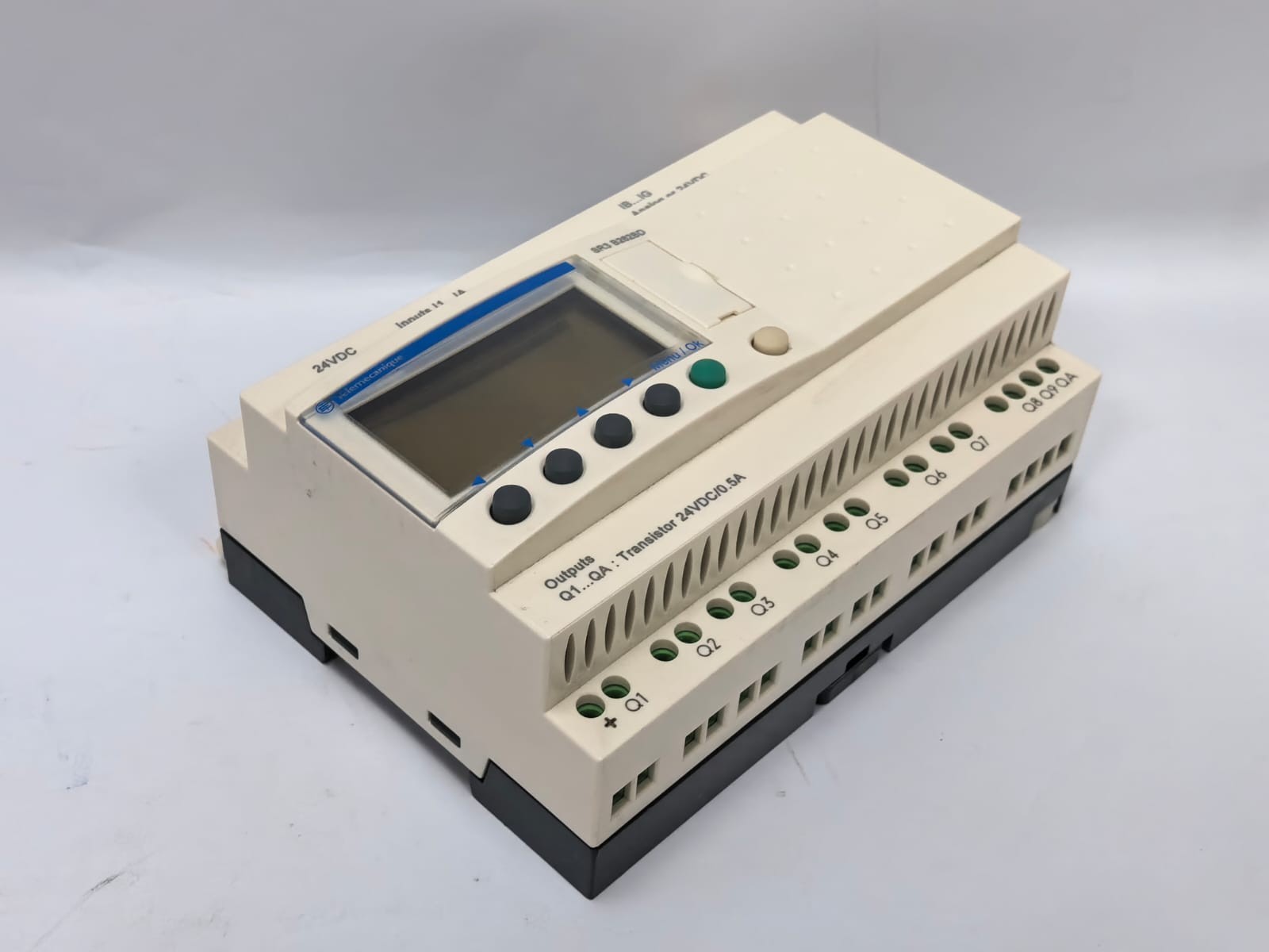 Telemecanique SR3 B262BD TELEMECANIQUE SR3 B262BD MODULAR SMART RELAY 6
