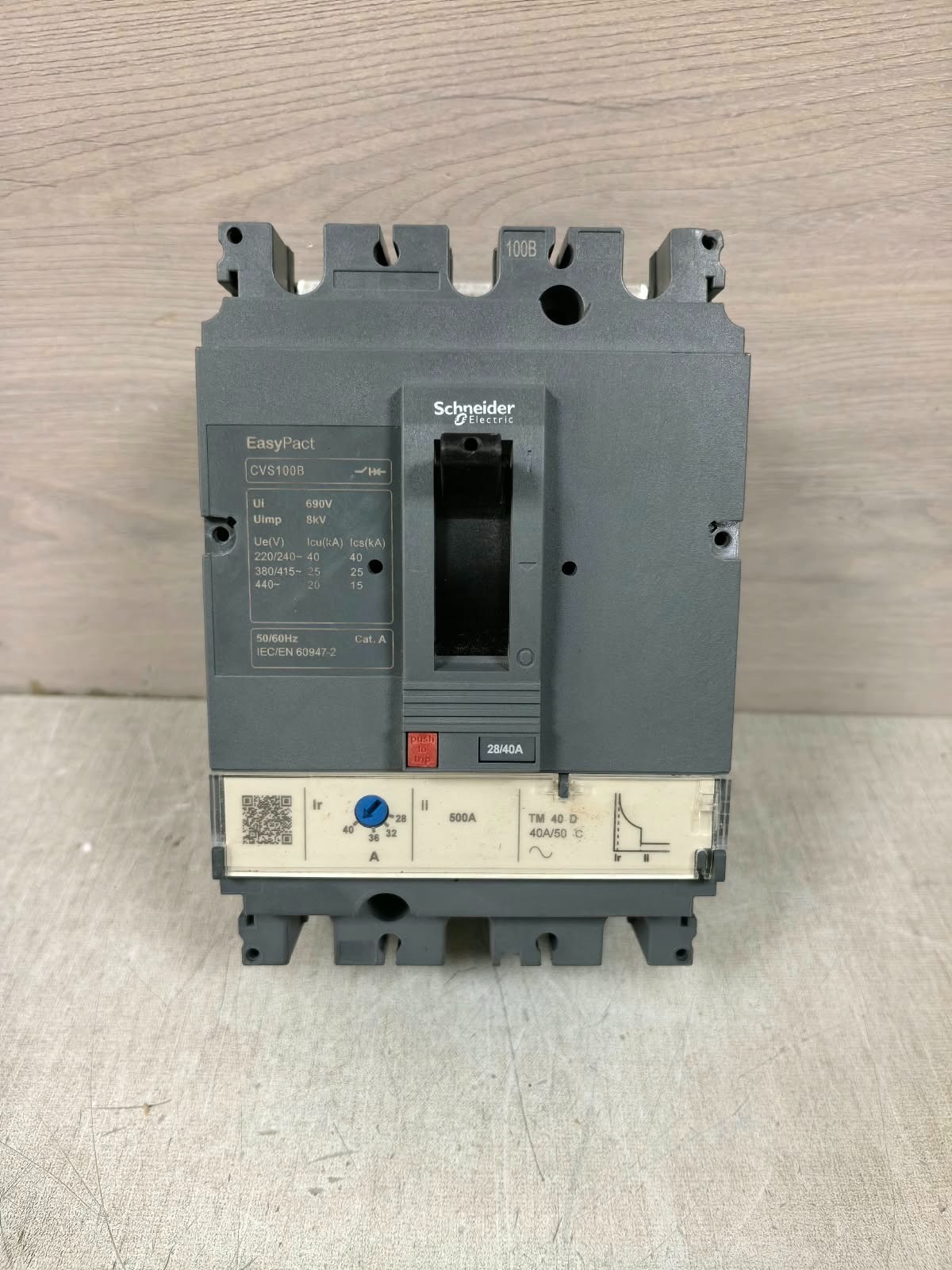 Schneider Electric CVS100B SCHNEIDER ELECTRIC EASYPACT CVS100B CIRCUIT BREAKER 690V 1