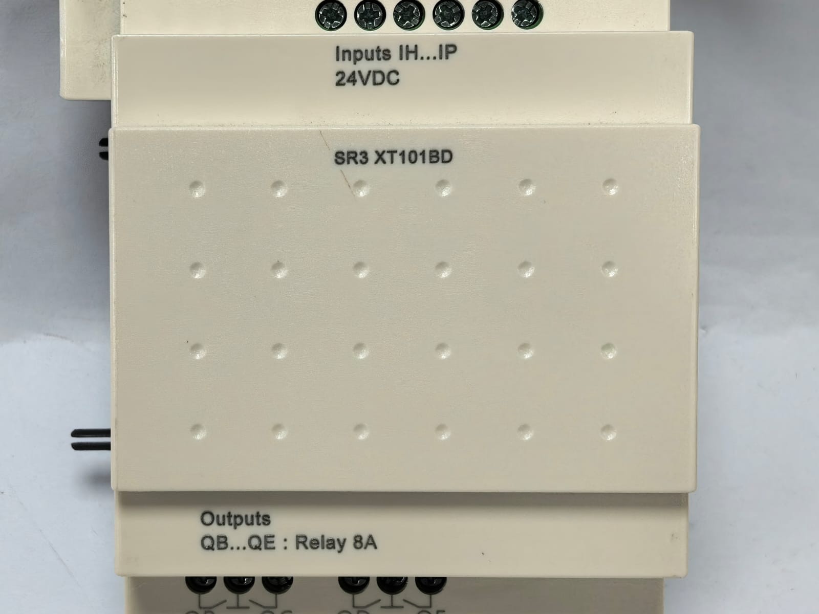 Telemecanique SR3 XT101BD TELEMECANIQUE SR3 XT101BD EXPANSION MODULE 3