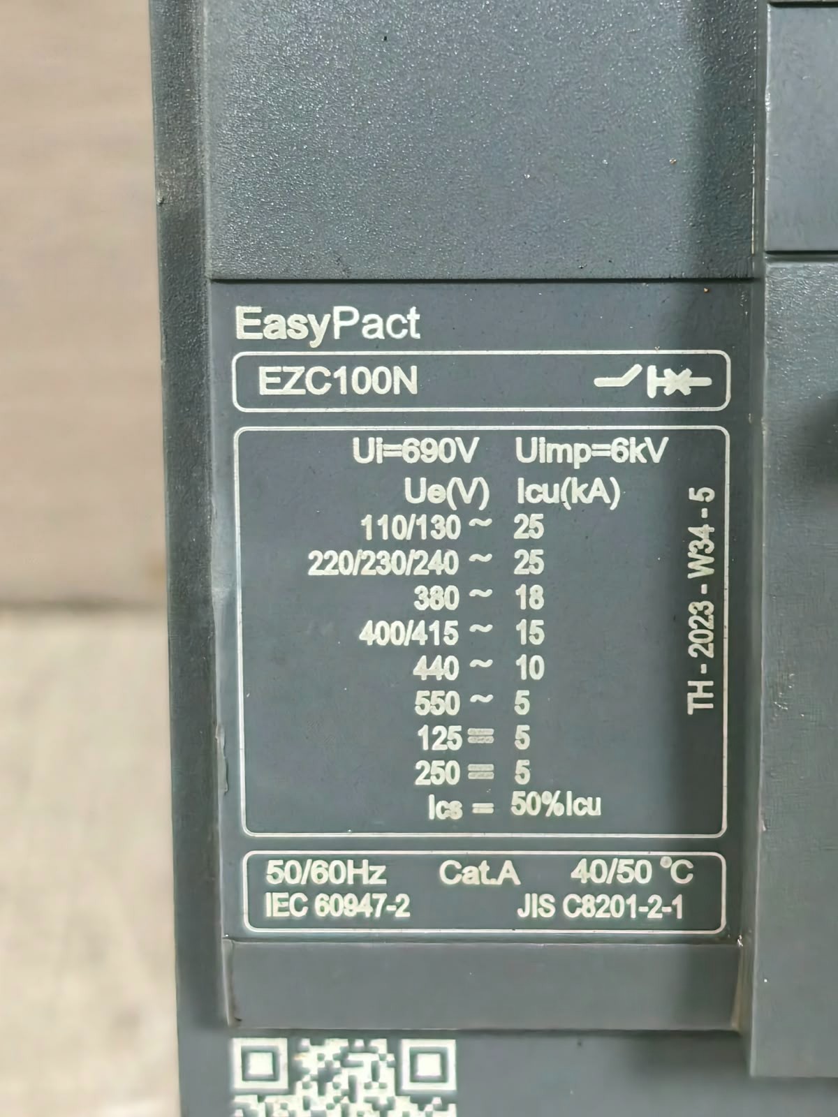 Schneider Electric EZC100N SCHNEIDER ELECTRIC EASYPACT EZC100N CIRCUIT BREAKER 50A 2