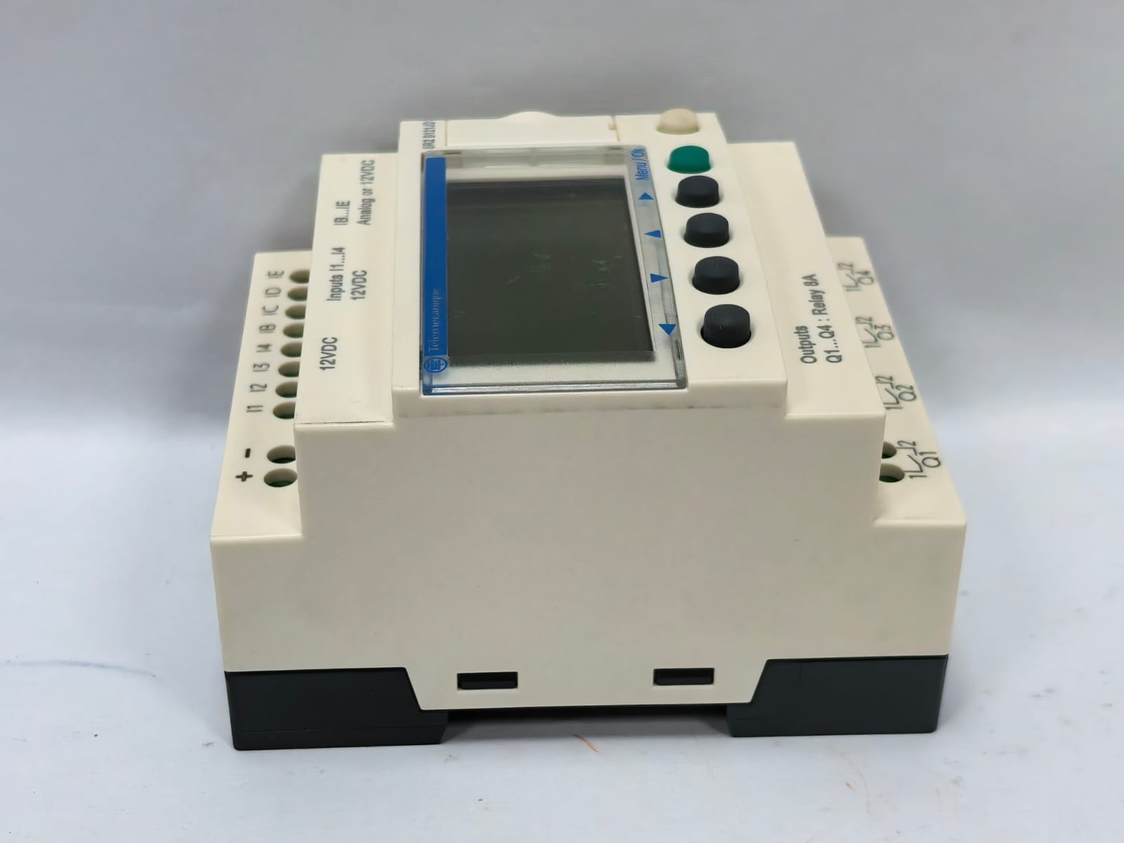 Telemecanique SR2 B121JD TELEMECANIQUE SR2 B121JD COMPACT SMART RELAY 6