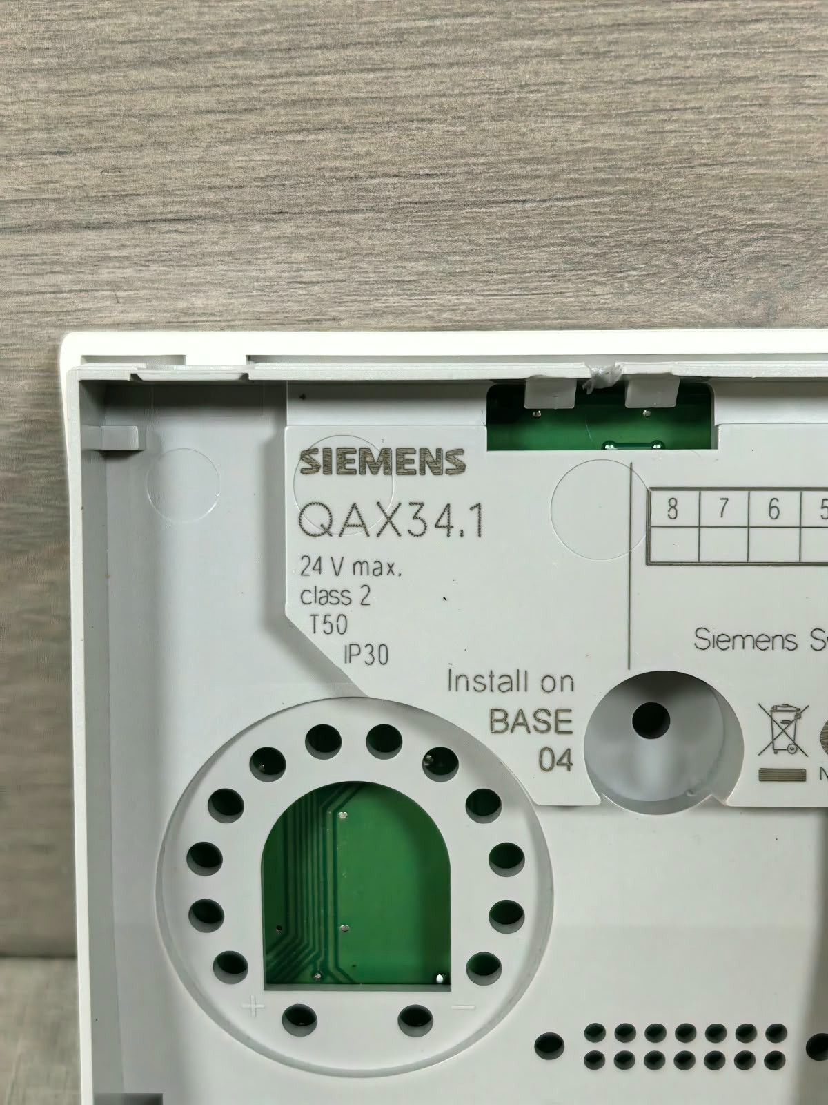 Siemens QAX34.1 SIEMENS QAX34.1 ROOM UNIT SENSOR 24V 7