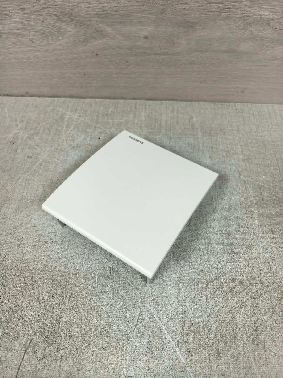 Siemens QPA2000 SIEMENS QPA2000 ROOM AIR QUALITY SENSOR 24V 5