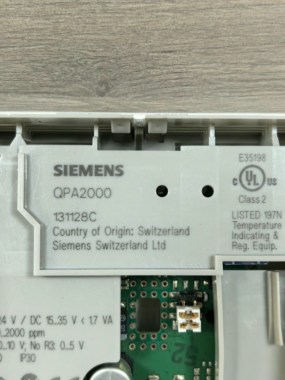 Siemens QPA2000 SIEMENS QPA2000 ROOM AIR QUALITY SENSOR 24V 7