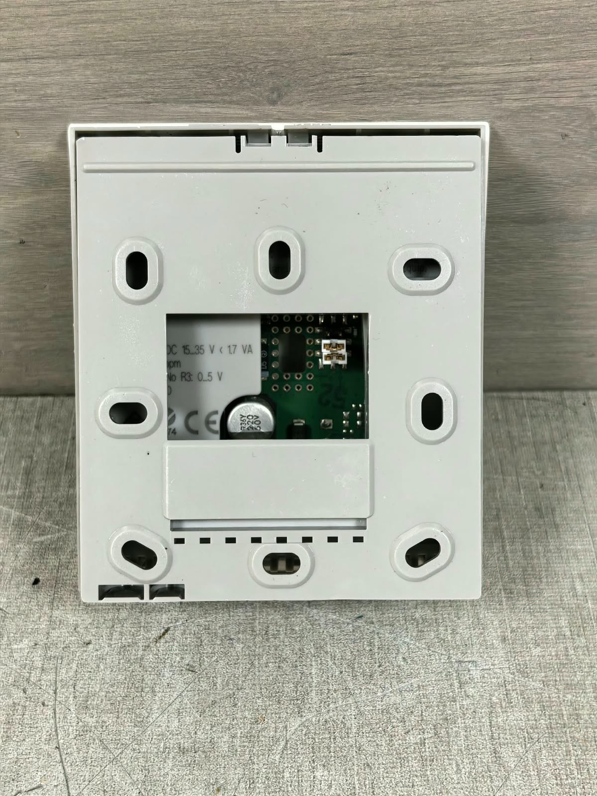 Siemens QPA2000 SIEMENS QPA2000 ROOM AIR QUALITY SENSOR 24V 10