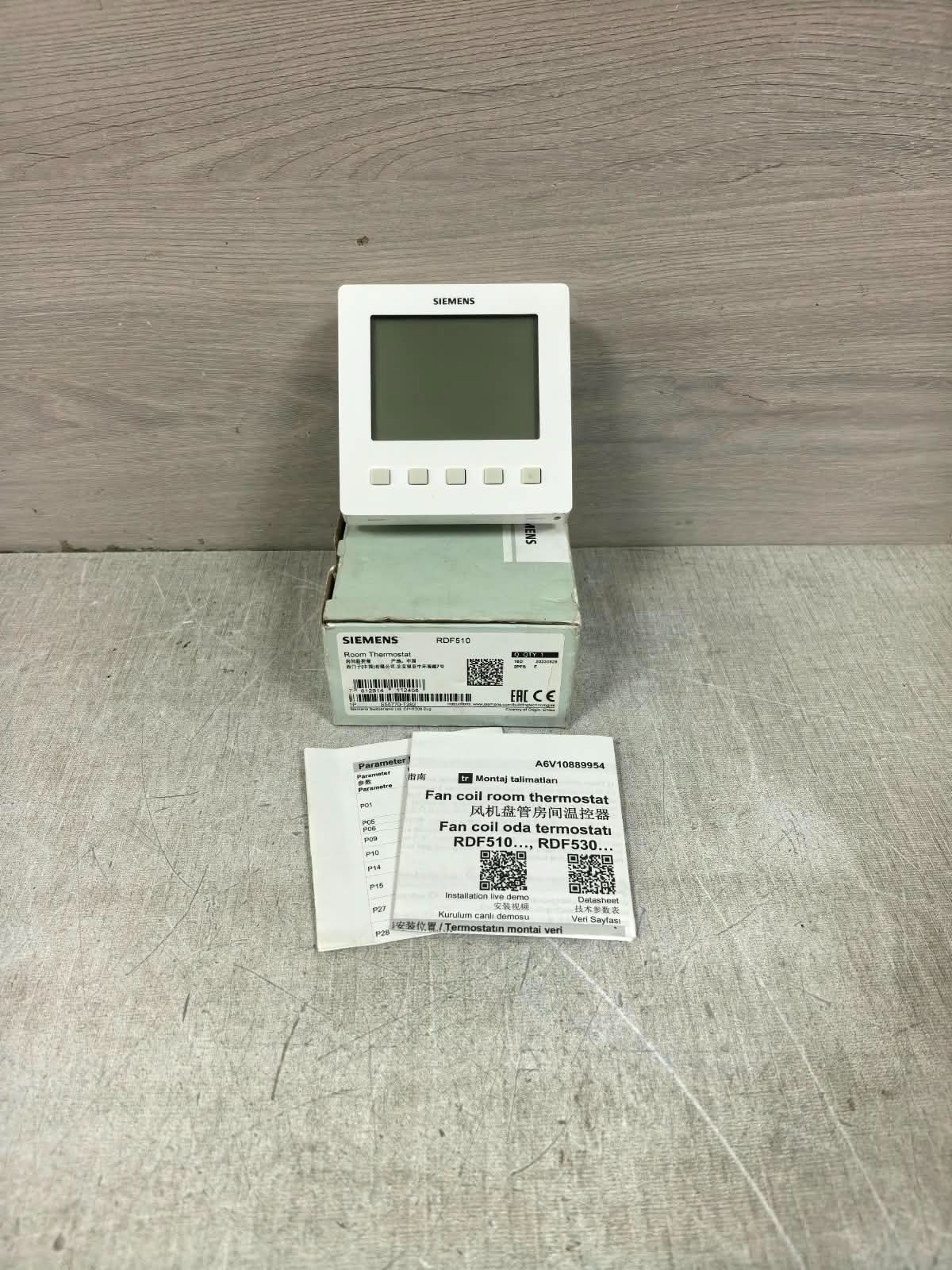 Siemens RDF510 SIEMENS RDF510 ROOM THERMOSTAT 230V 1
