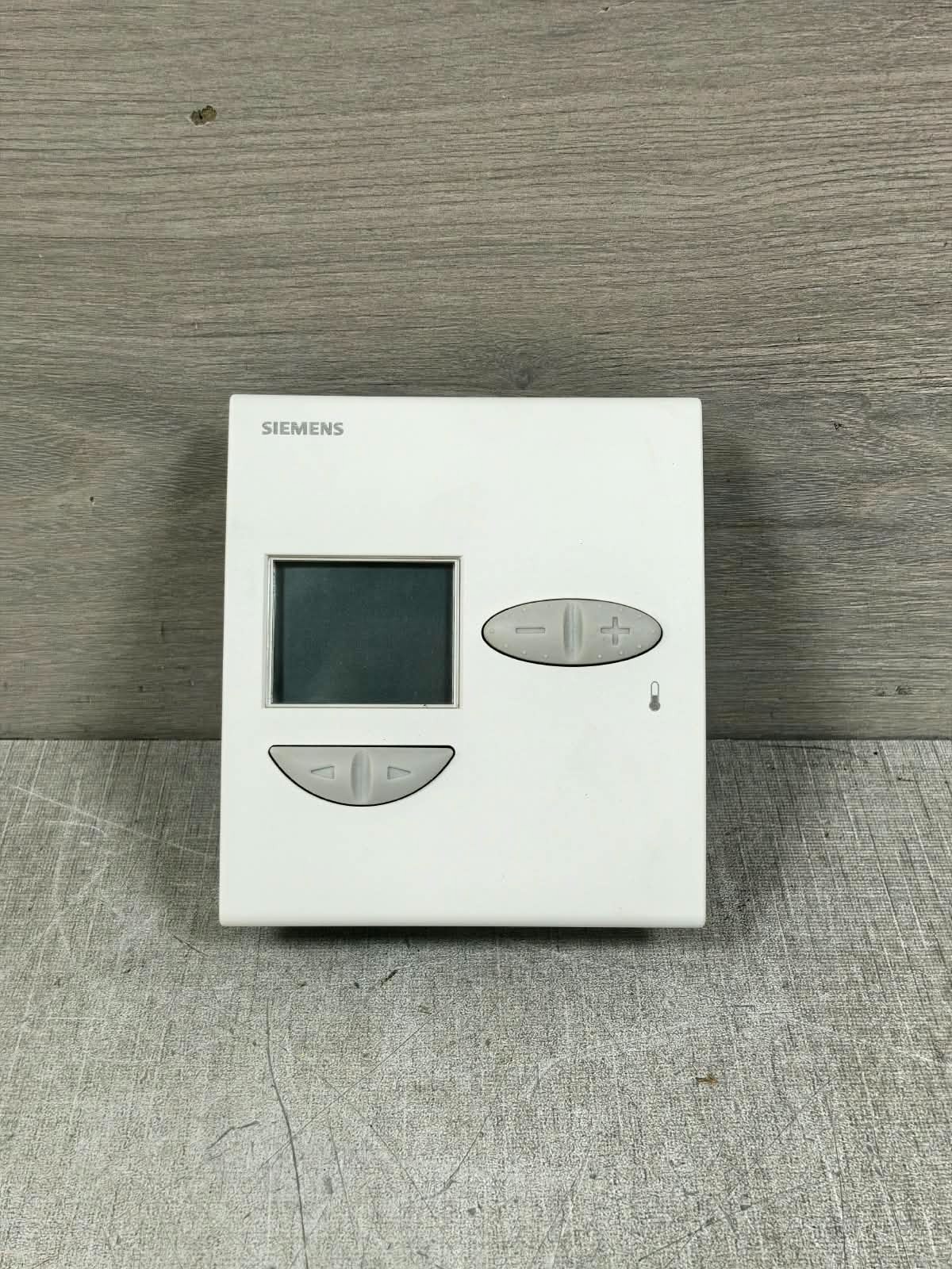 Siemens QAX34.1 SIEMENS QAX34.1 ROOM UNIT SENSOR 24V 2