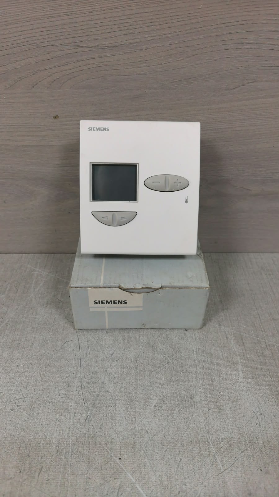 Siemens QAX34.1 SIEMENS QAX34.1 ROOM UNIT SENSOR 24V 1