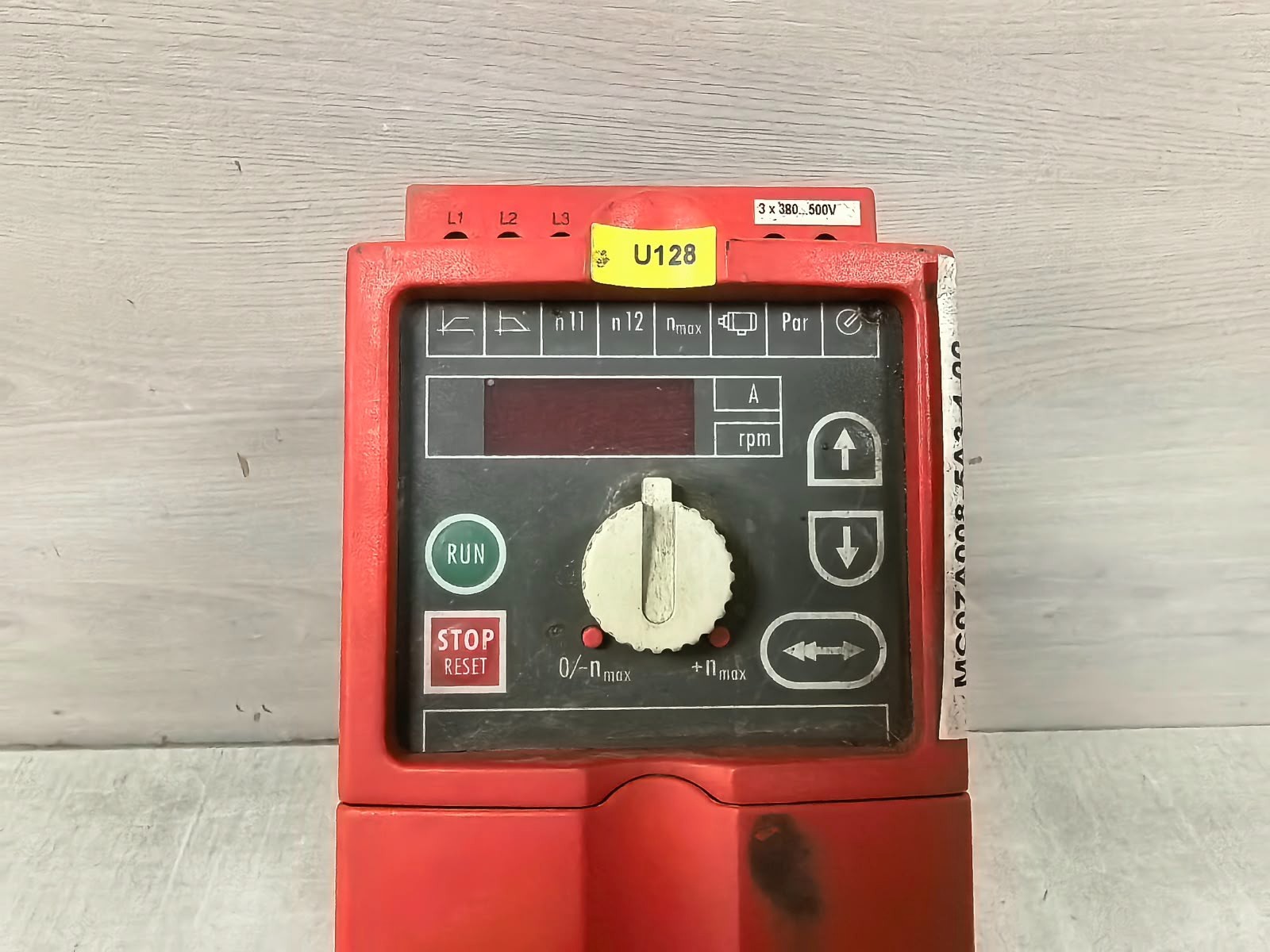 SEW EURODRIVE MC07A008-5A3-4-00 SEW EURODRIVE MC07A008-5A3-4-00 INVERTER DRIVER 3