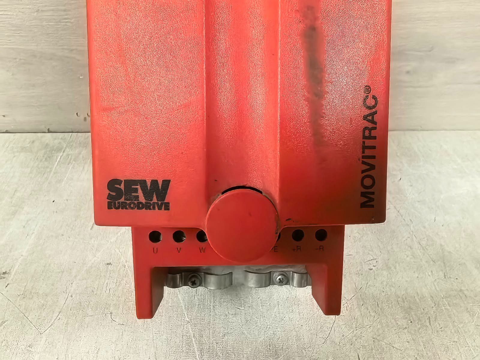 SEW EURODRIVE MC07A008-5A3-4-00 SEW EURODRIVE MC07A008-5A3-4-00 INVERTER DRIVER 4