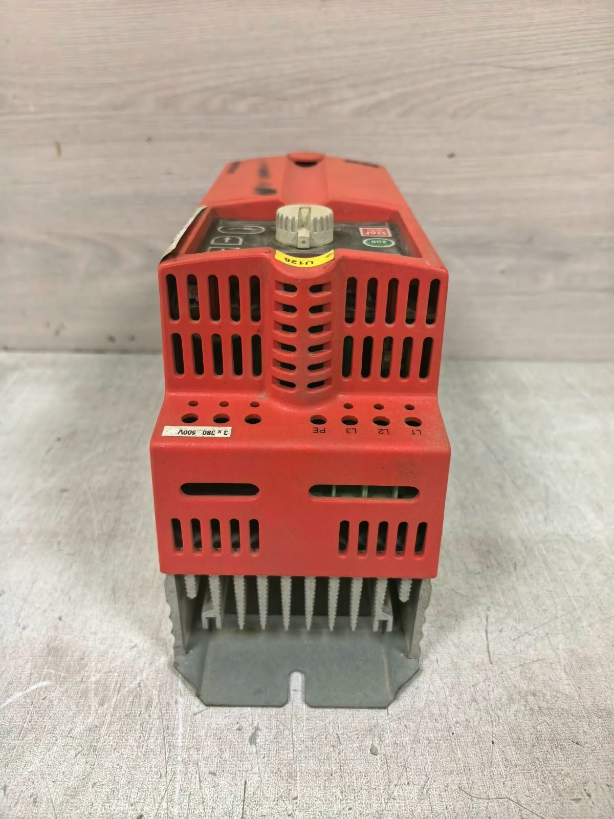 SEW EURODRIVE MC07A008-5A3-4-00 SEW EURODRIVE MC07A008-5A3-4-00 INVERTER DRIVER 9
