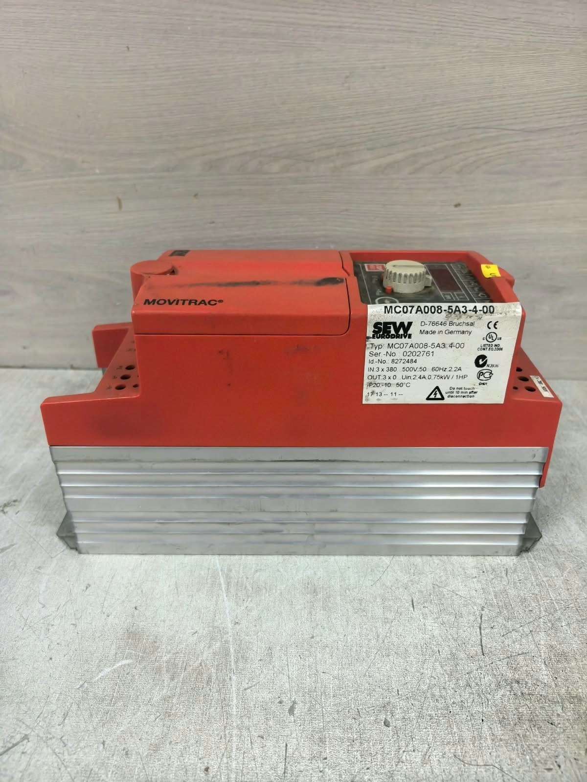 SEW EURODRIVE MC07A008-5A3-4-00 SEW EURODRIVE MC07A008-5A3-4-00 INVERTER DRIVER 10