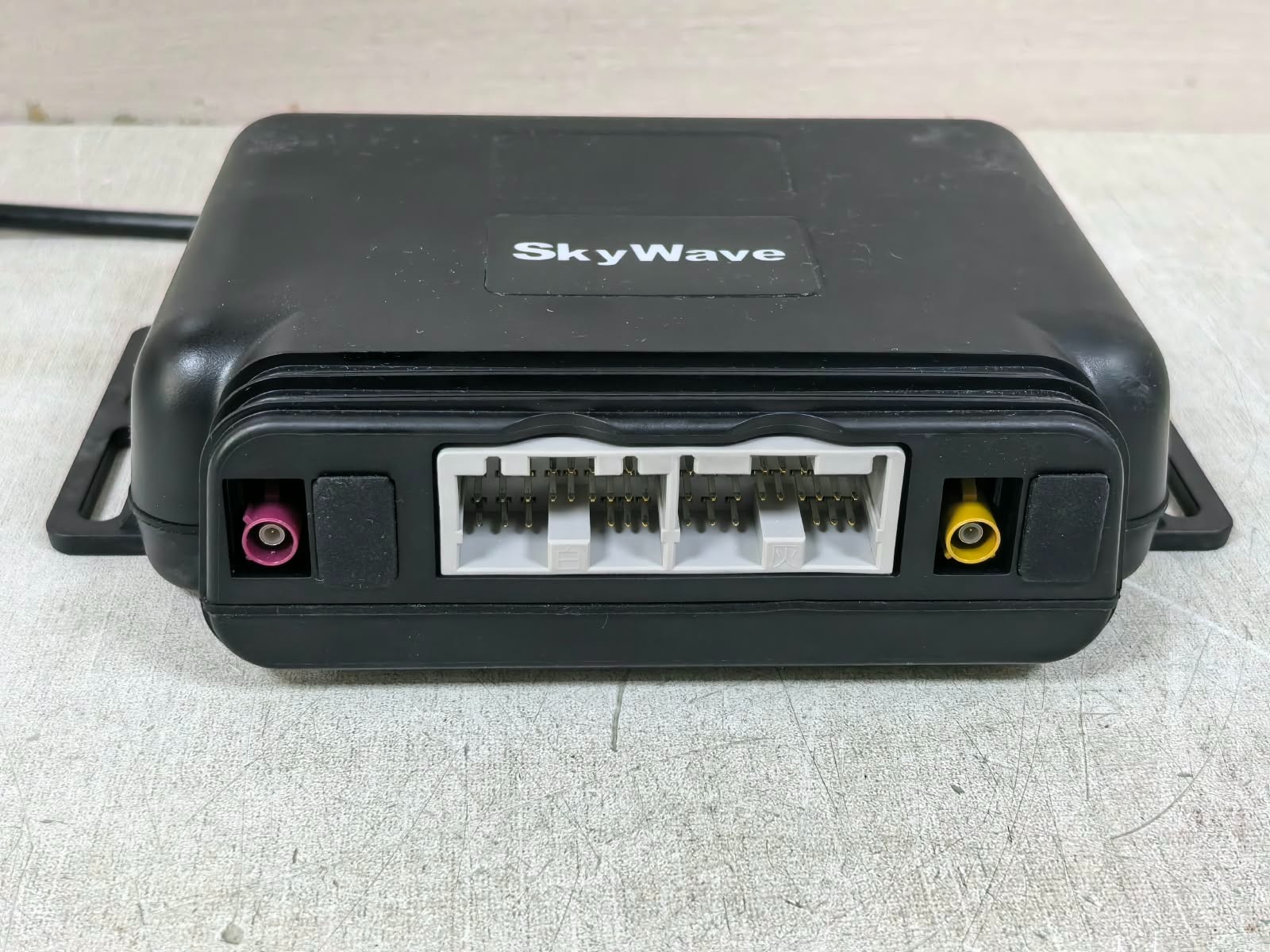 SKYWAVE IDP 700 SKYWAVE IDP 700 SERIES DESKTOP TERMINAL 6