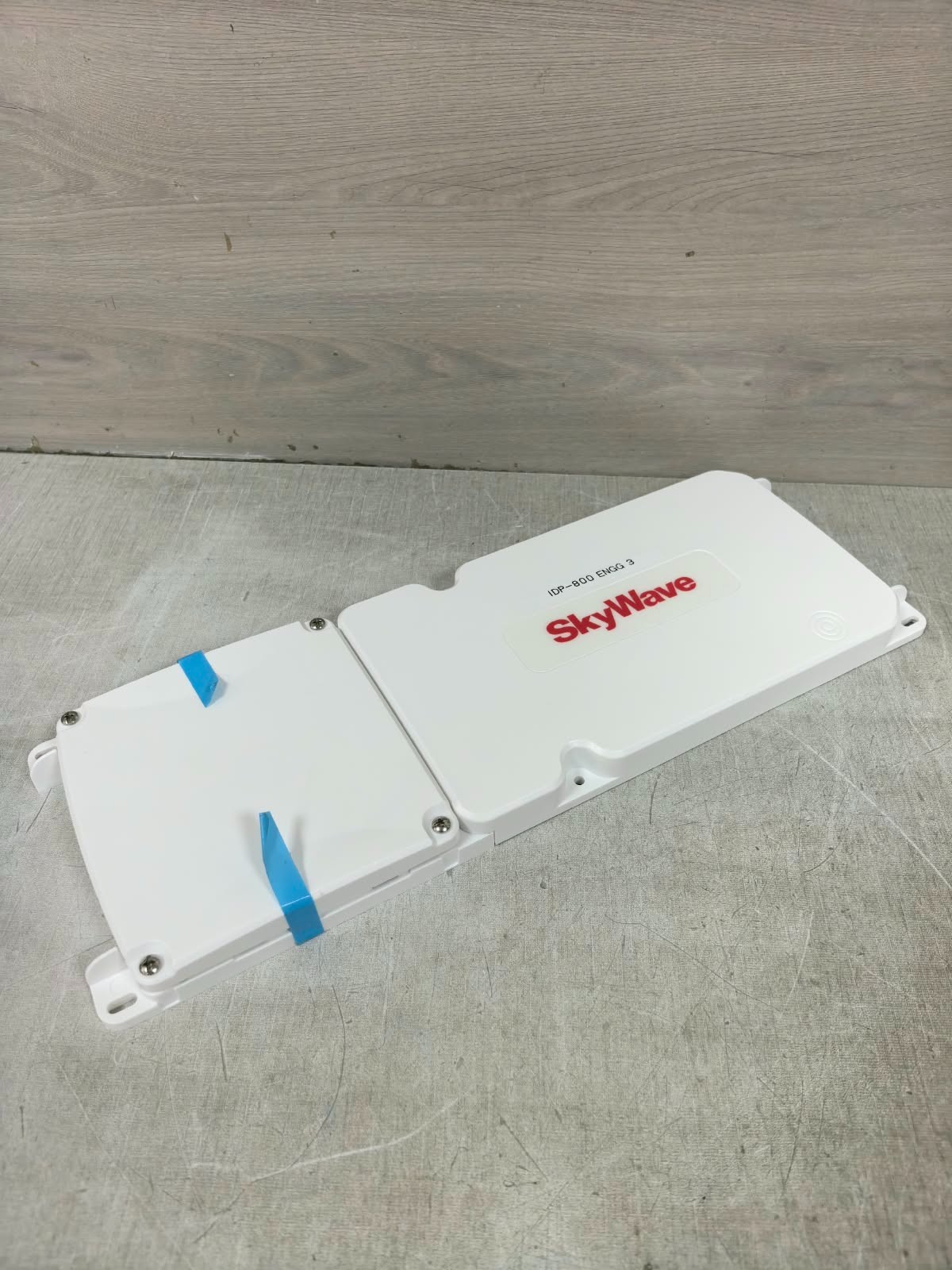 SKYWAVE IDP-800 SKYWAVE IDP-800 NIMH GPS/GLONASS 4
