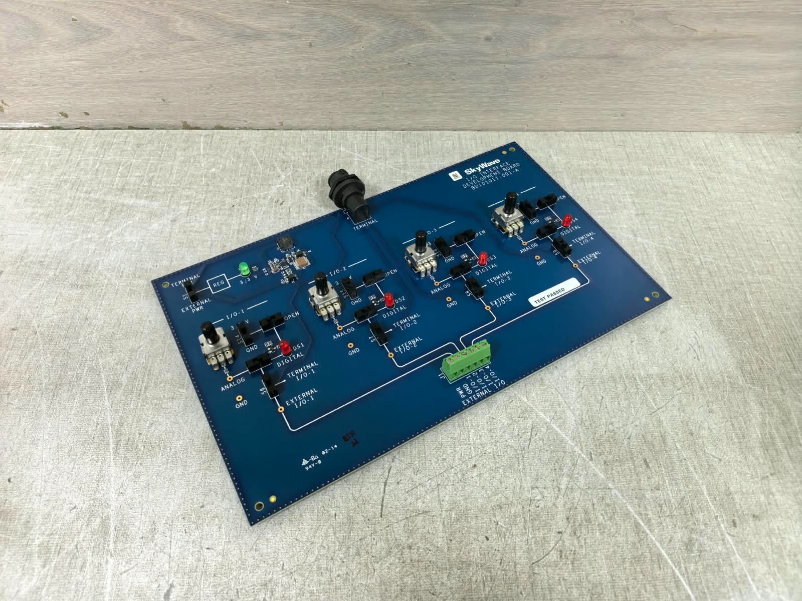 SKYWAVE BD101011-001-A SKYWAVE BD101011-001-A I/O INTERFACE DEVELOPMENT BOARD 3