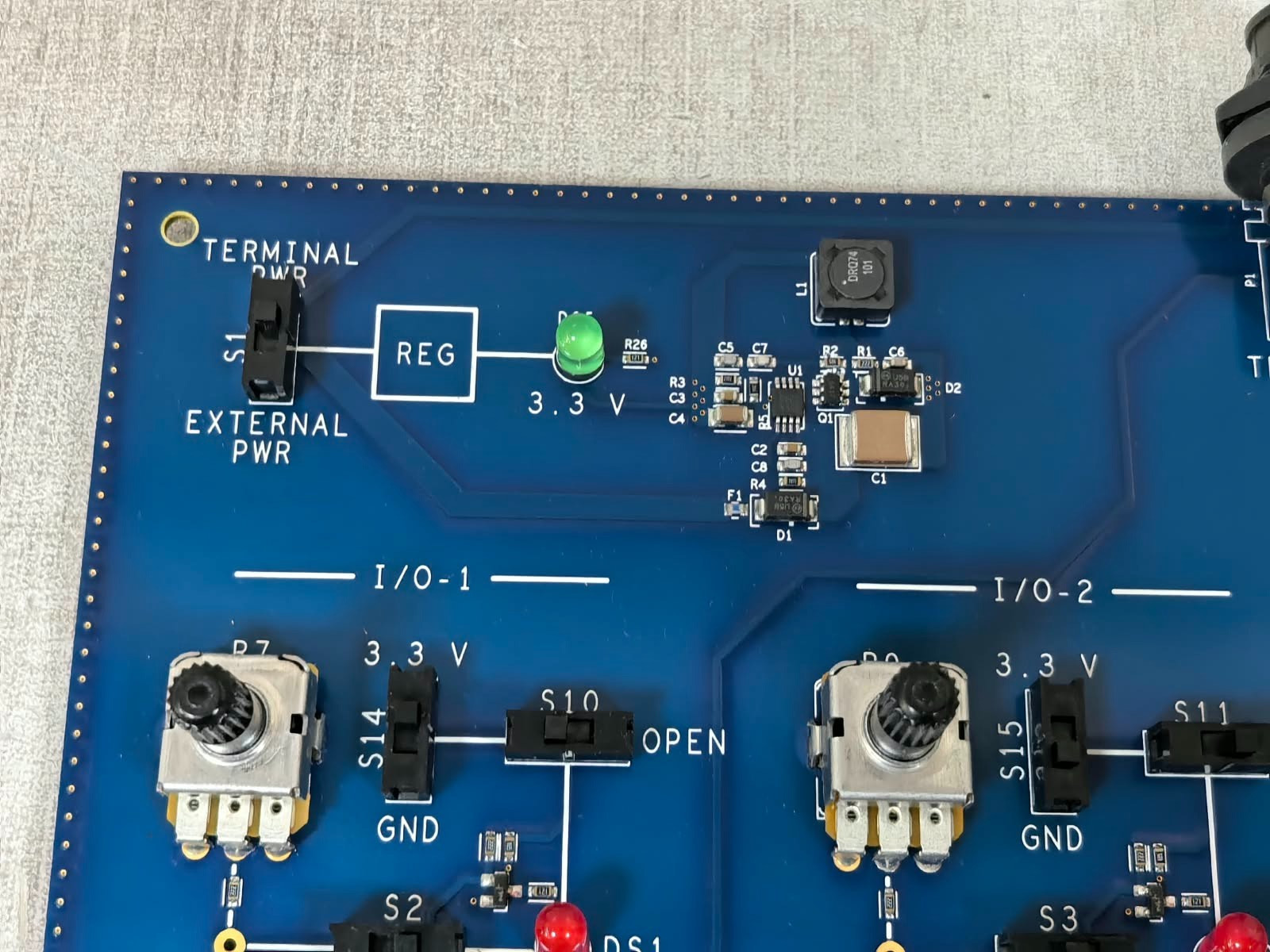 SKYWAVE BD101011-001-A SKYWAVE BD101011-001-A I/O INTERFACE DEVELOPMENT BOARD 6