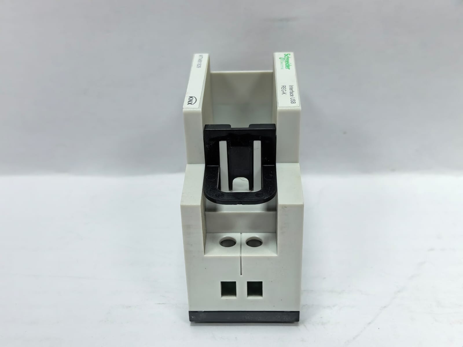 Schneider Electric MTN681829 SCHNEIDER ELECTRIC MTN681829 USB INTERFACE REG-K 7