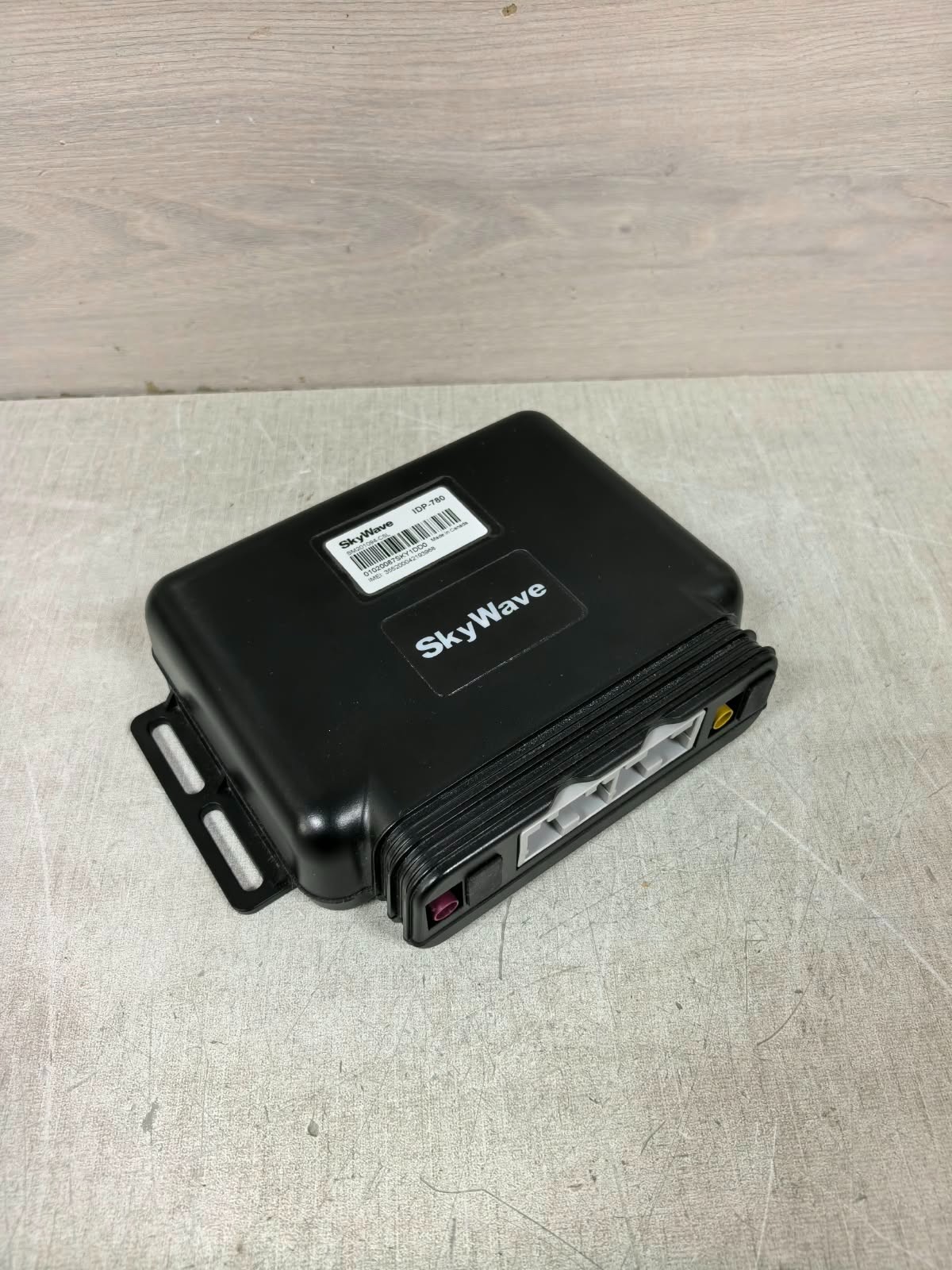 SKYWAVE IDP-780 SKYWAVE IDP-780 GPS SATELITE-BASED GPS TRACKER 4
