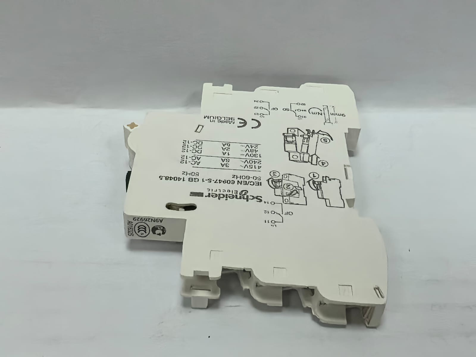 Schneider Electric A9N26929 SCHNEIDER ELECTRIC A9N26929 ACTI9 AUXILIARY CONTACT PCS 4