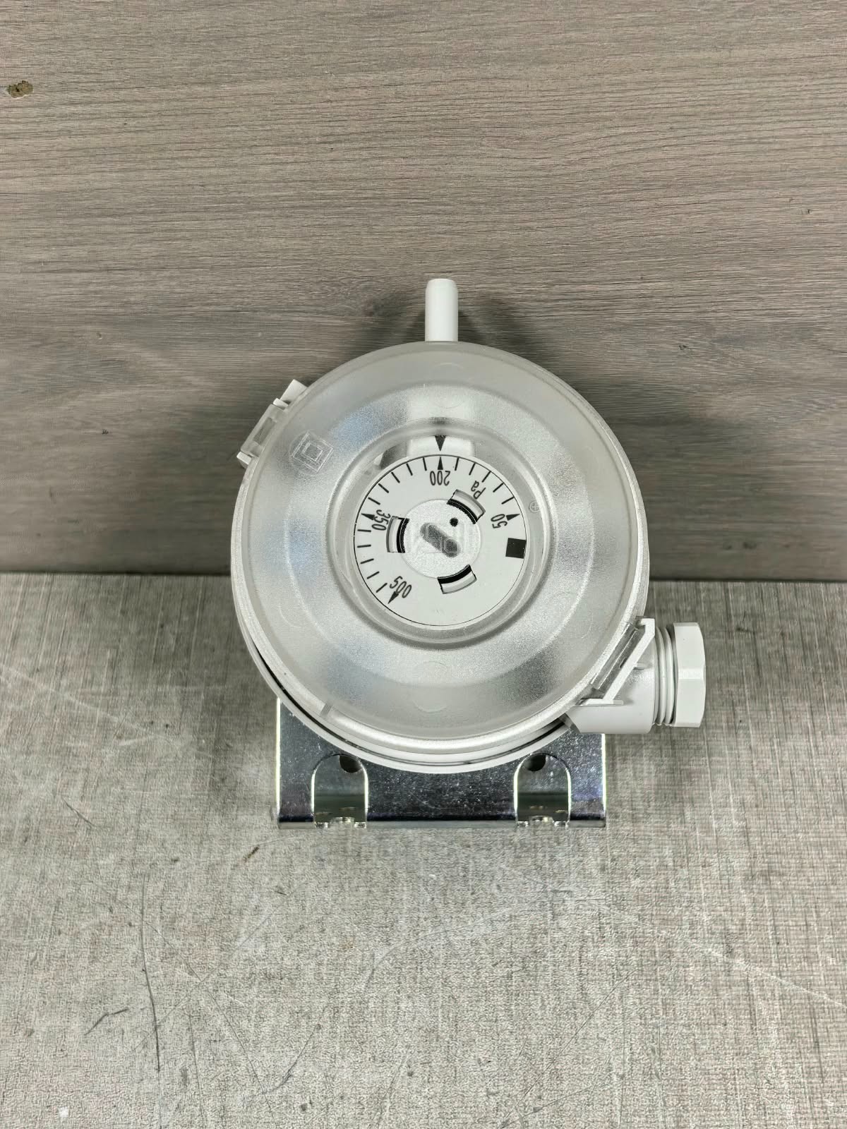 Siemens Q8M81-5 191017A SIEMENS Q8M81-5 DIFFERENTIAL PRESSURE DETECTOR 191017A 8