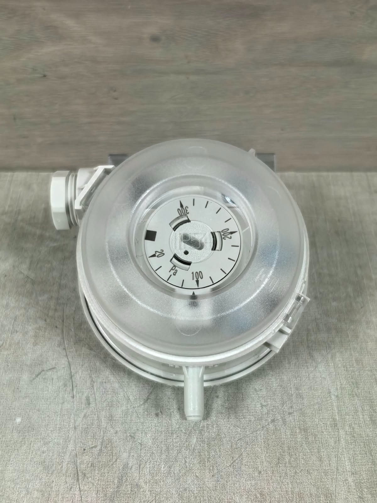 Siemens Q8M81-3 191212A SIEMENS Q8M81-3 DIFFERENTIAL PRESSURE DETECTOR 191212A 2